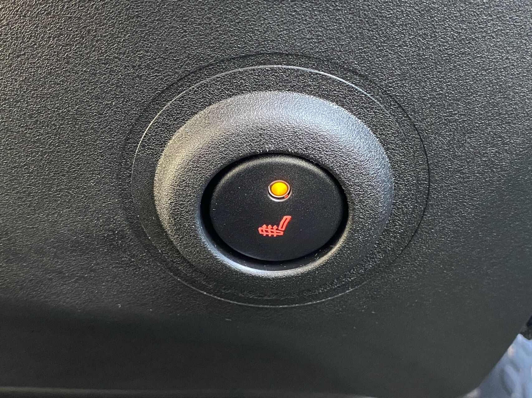 Billede af Iveco Daily 35S18 12m3 3,0 D 180HK Van 8g Aut.