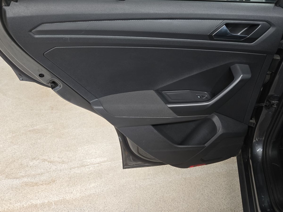 Billede af VW T-Roc 1,5 TSI ACT Style Plus DSG 150HK 5d 7g Aut.