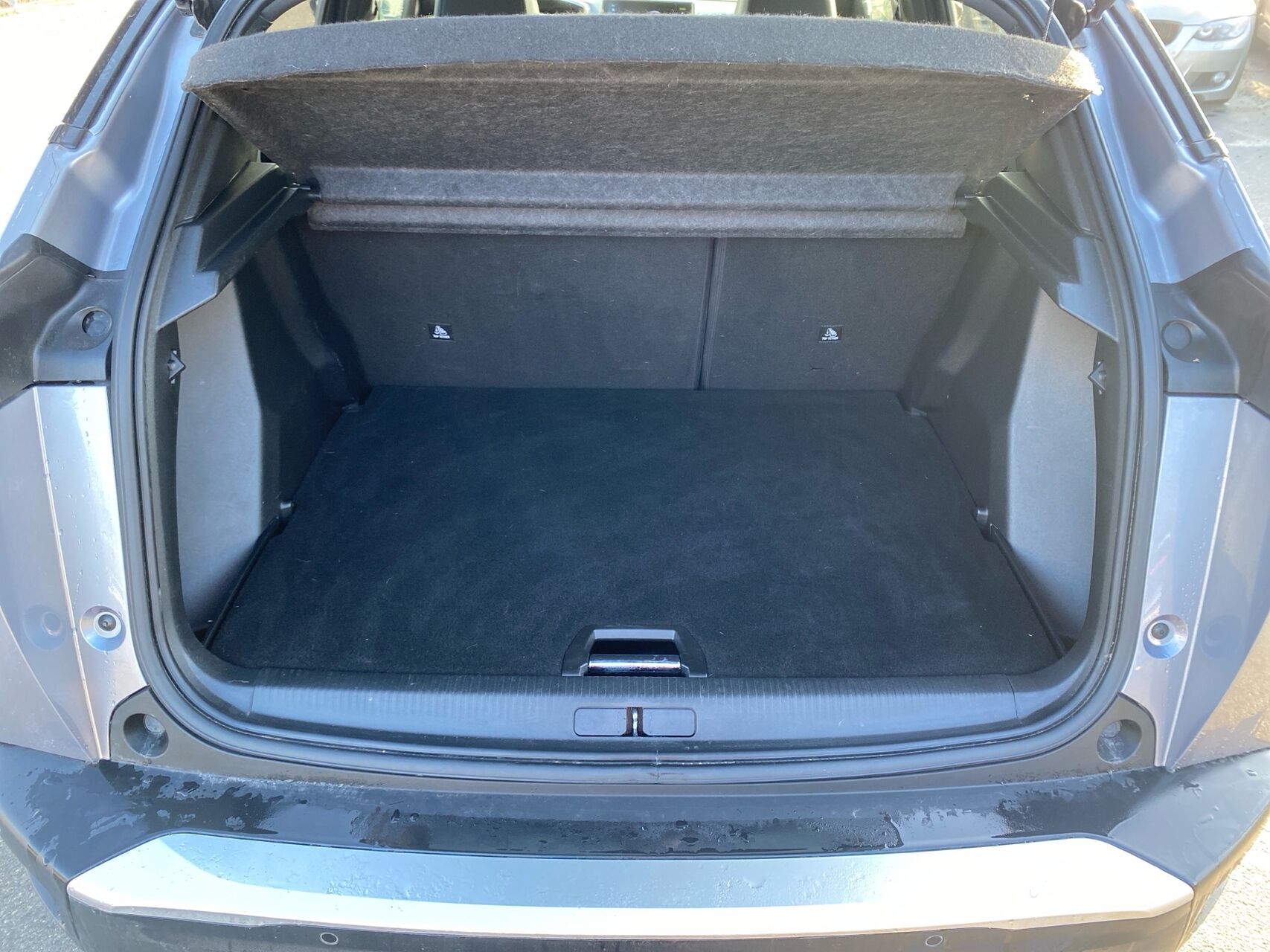 Billede af Peugeot e-2008 EL GT 136HK 5d Aut.