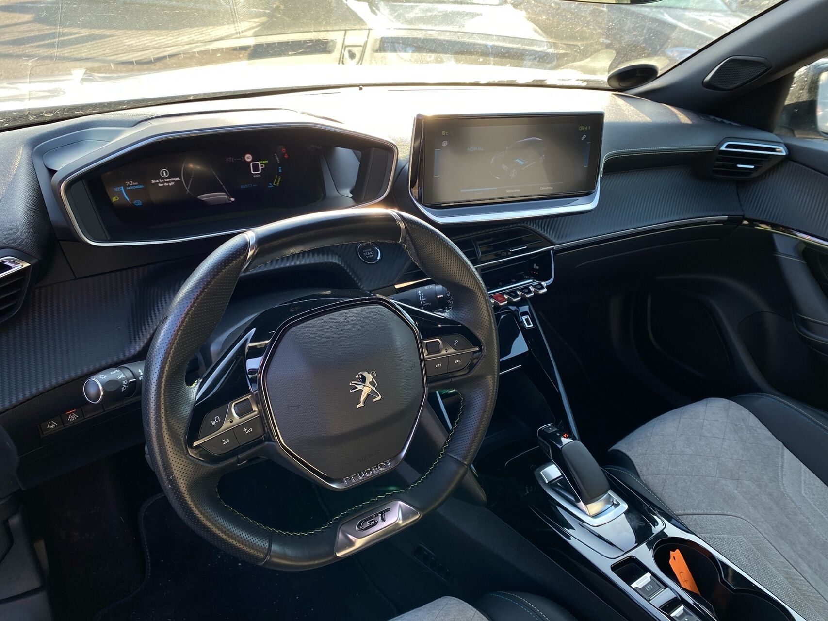 Billede af Peugeot e-2008 EL GT 136HK 5d Aut.