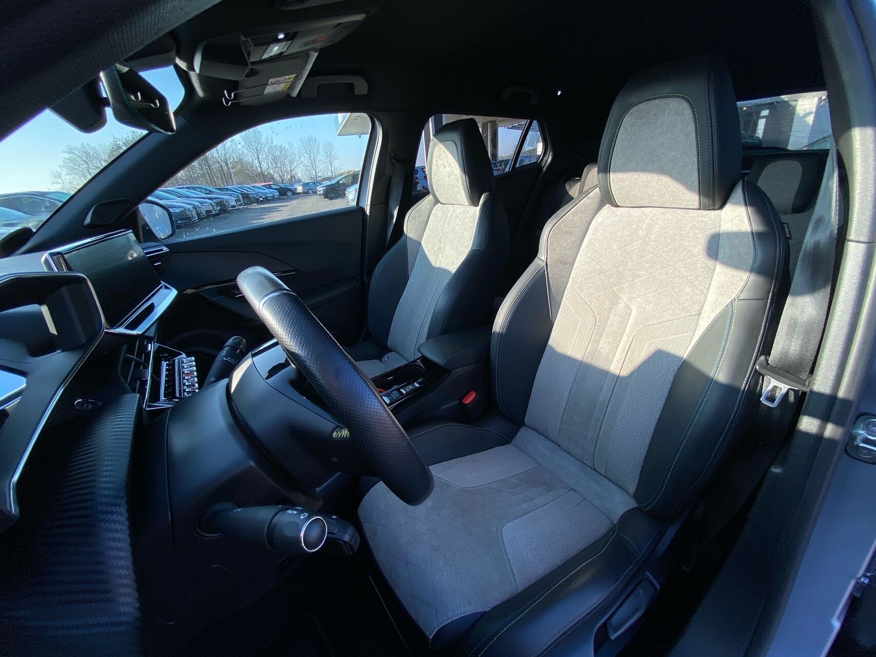 Billede af Peugeot e-2008 EL GT 136HK 5d Aut.