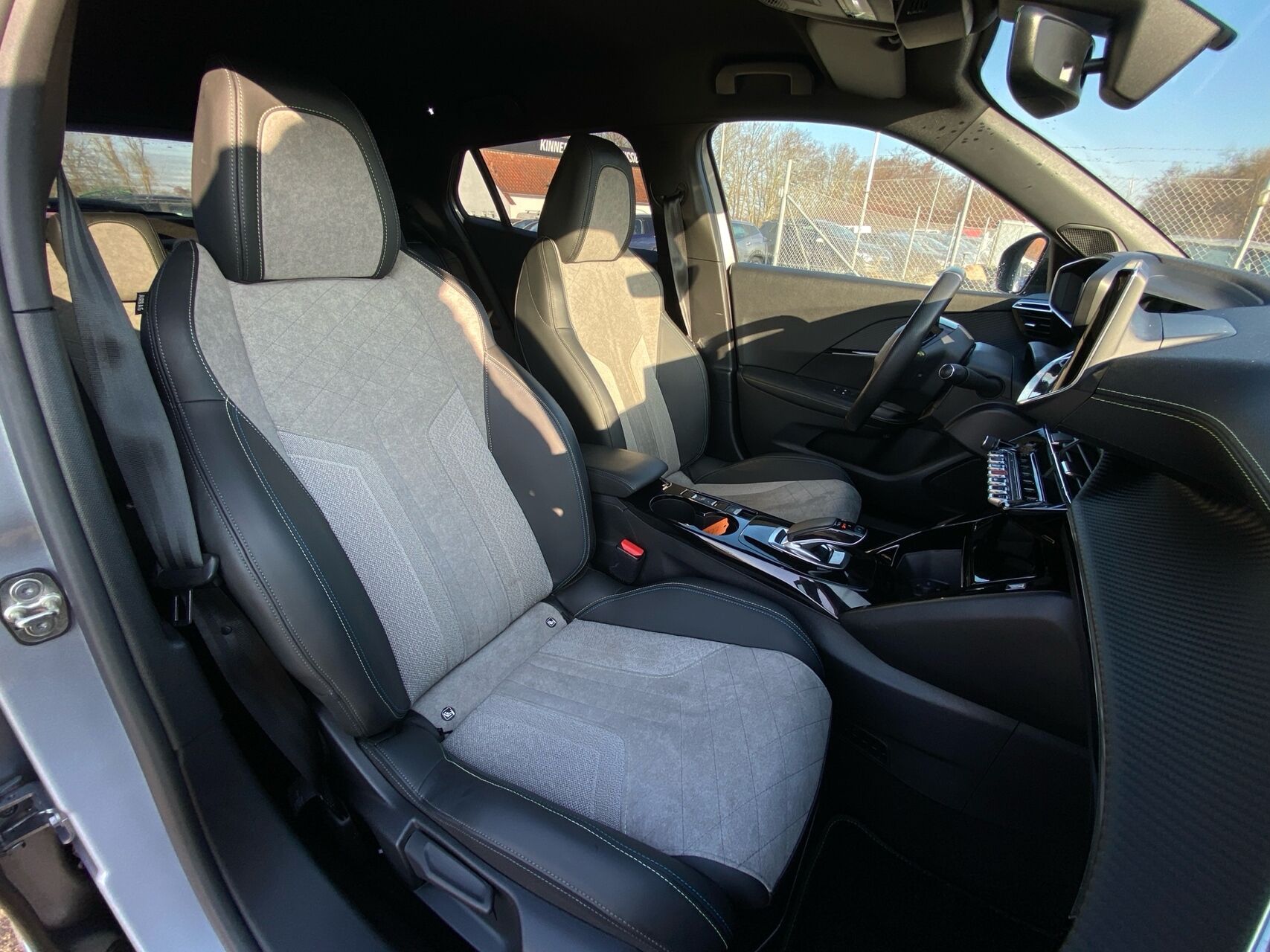 Billede af Peugeot e-2008 EL GT 136HK 5d Aut.