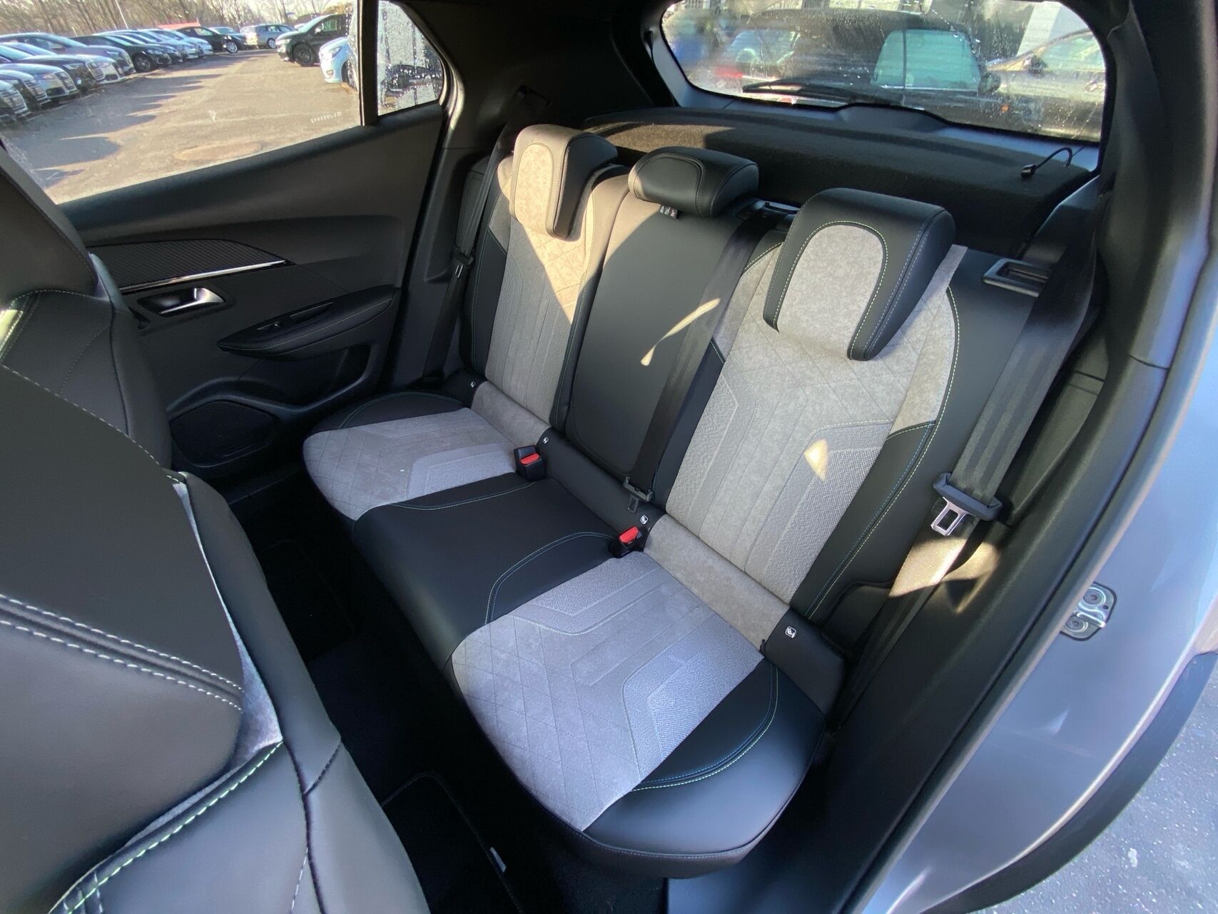 Billede af Peugeot e-2008 EL GT 136HK 5d Aut.