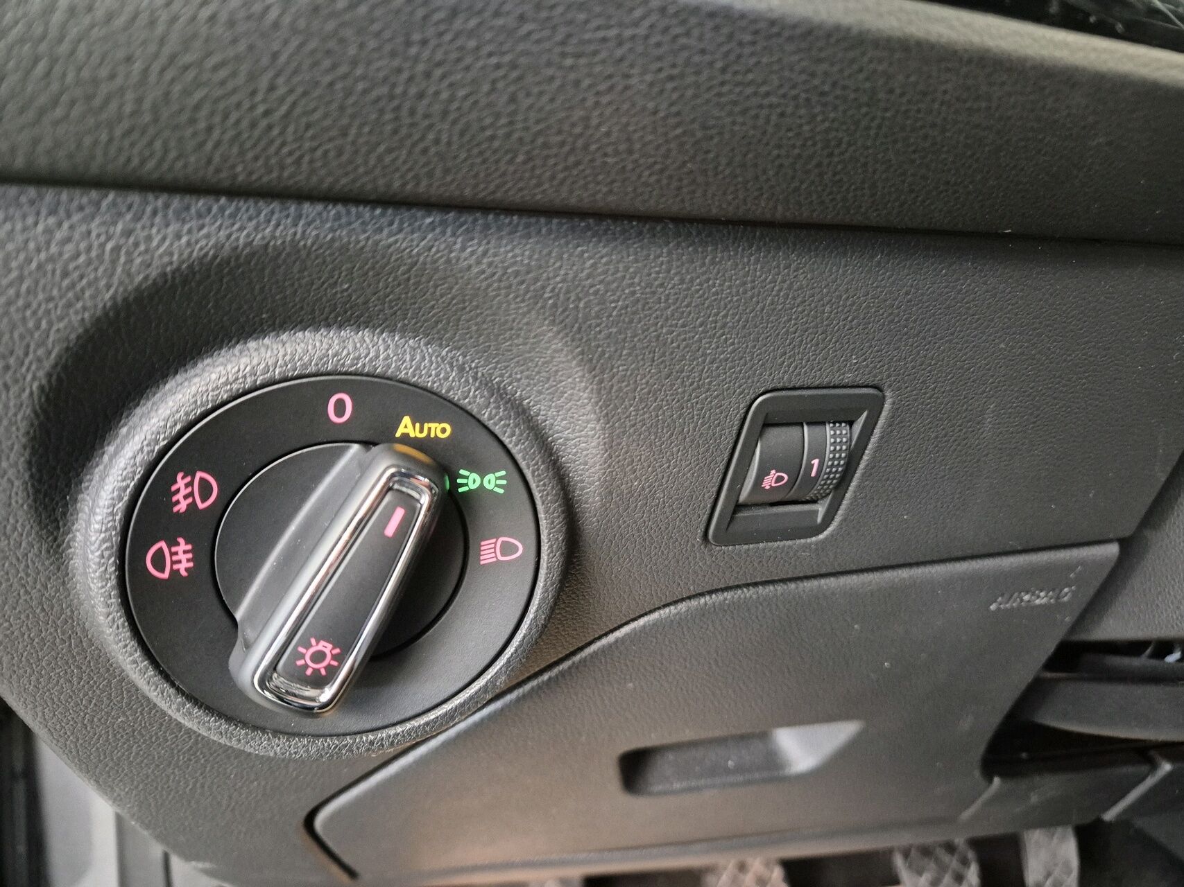 Billede af Seat Leon 1,4 TSI ACT Style Start/Stop 150HK Stc 6g