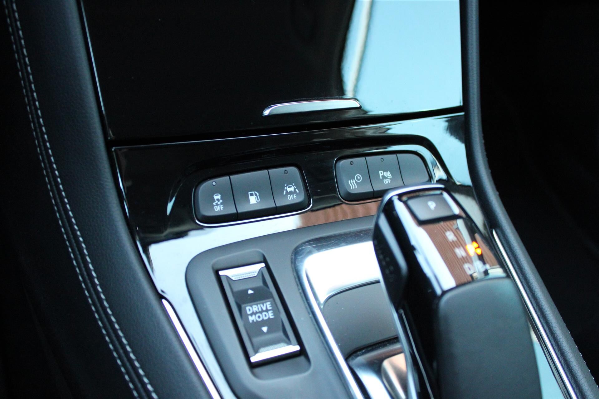 Billede af Opel Grandland X 1,6 PHEV  Plugin-hybrid Cosmo Prestige Pack 225HK 5d 8g Aut.