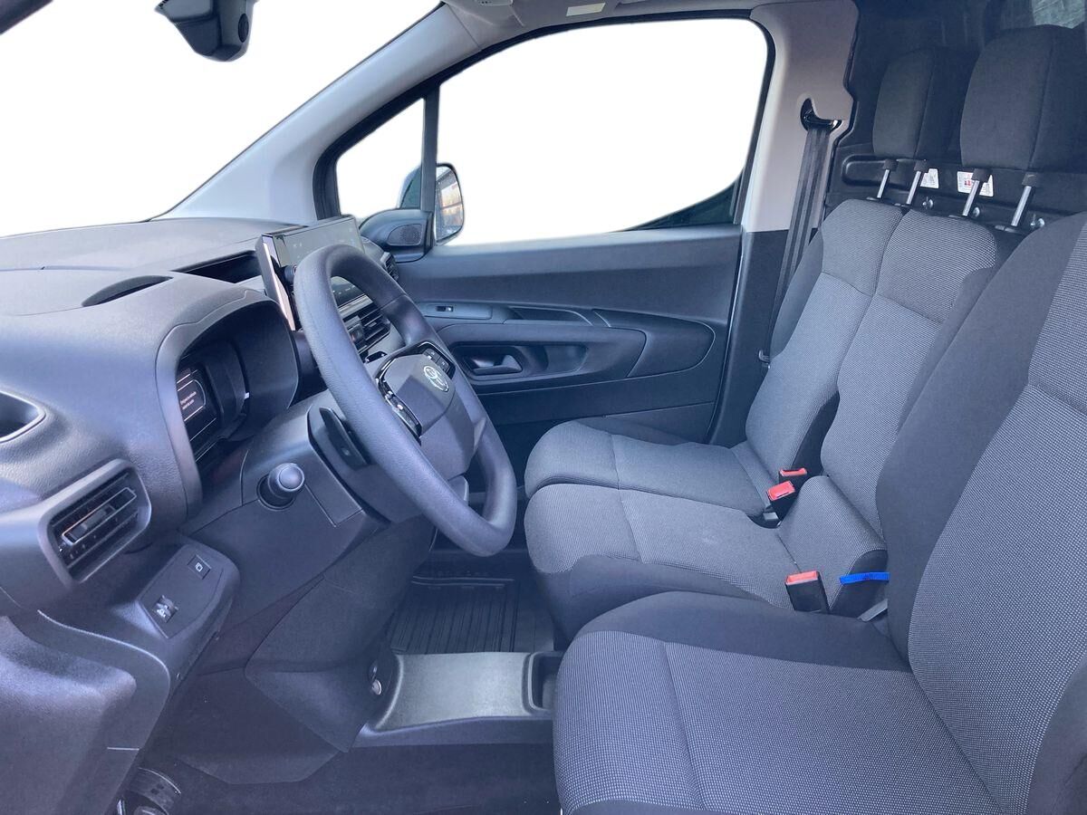Billede af Toyota Proace City Electric Medium EL Comfort Master En Skydedør 136HK Van Aut.