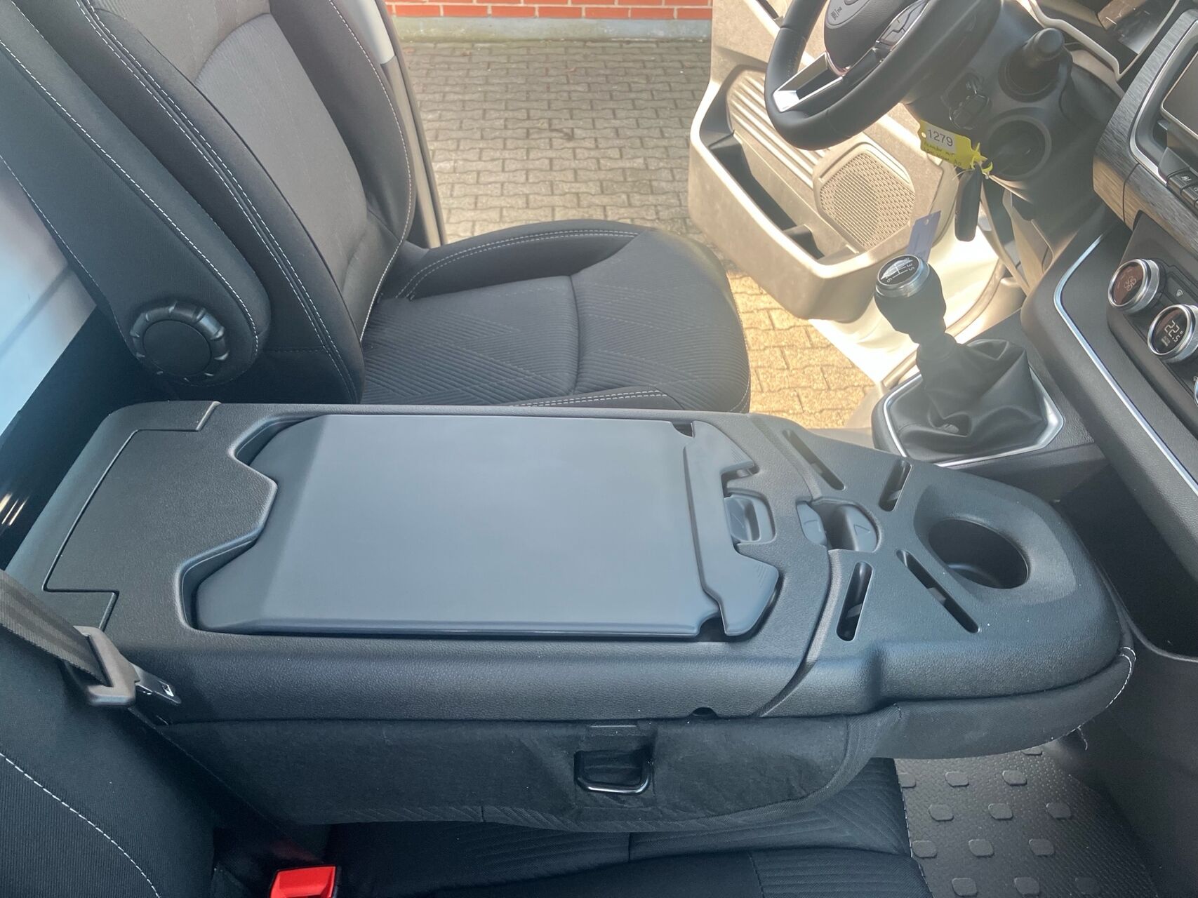 Billede af Nissan Primastar L2H1 2,0 DCi N-Connecta 150HK Van 6g