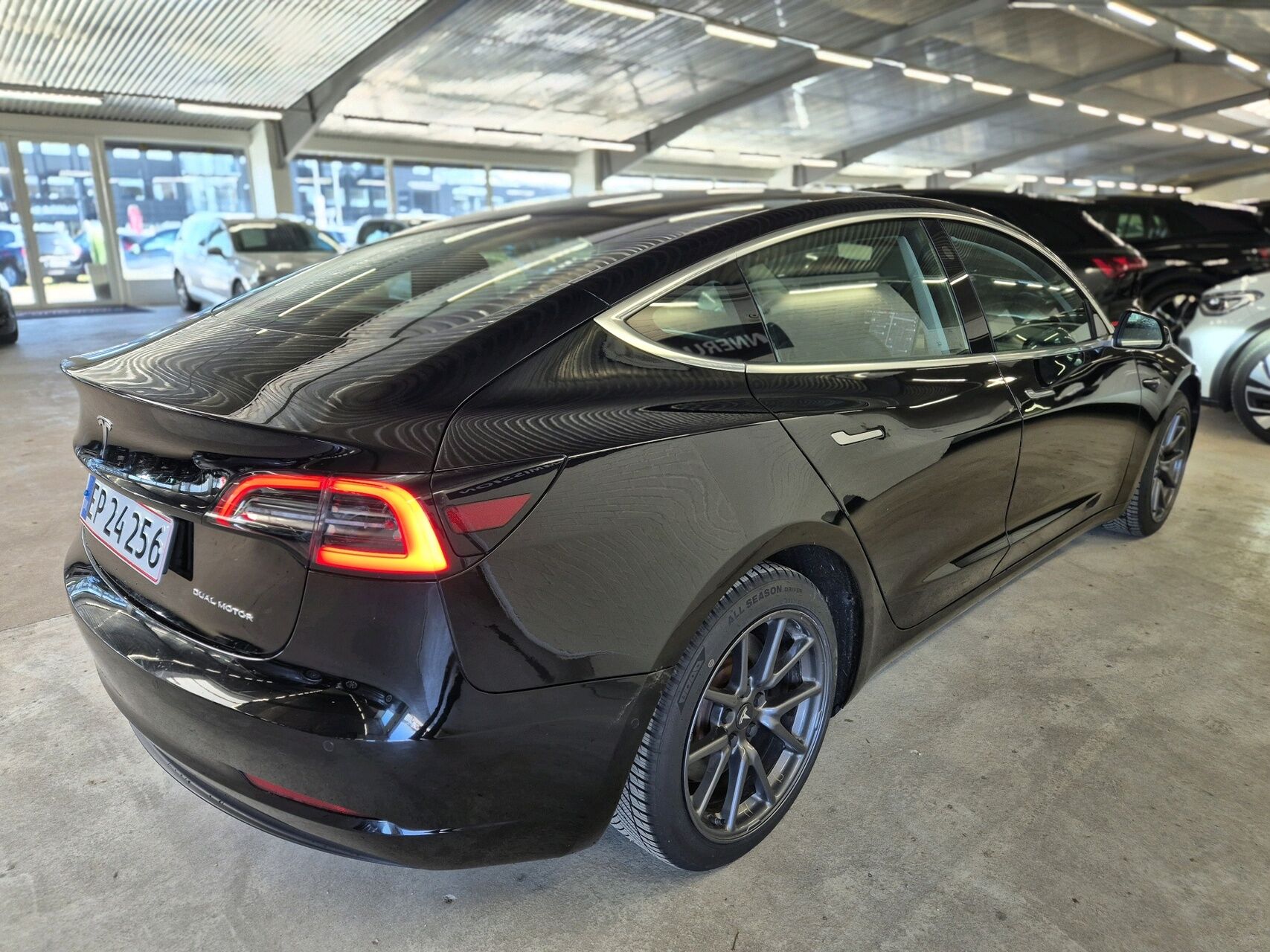 Billede af Tesla Model 3 EL Long Range AWD 490HK Aut.