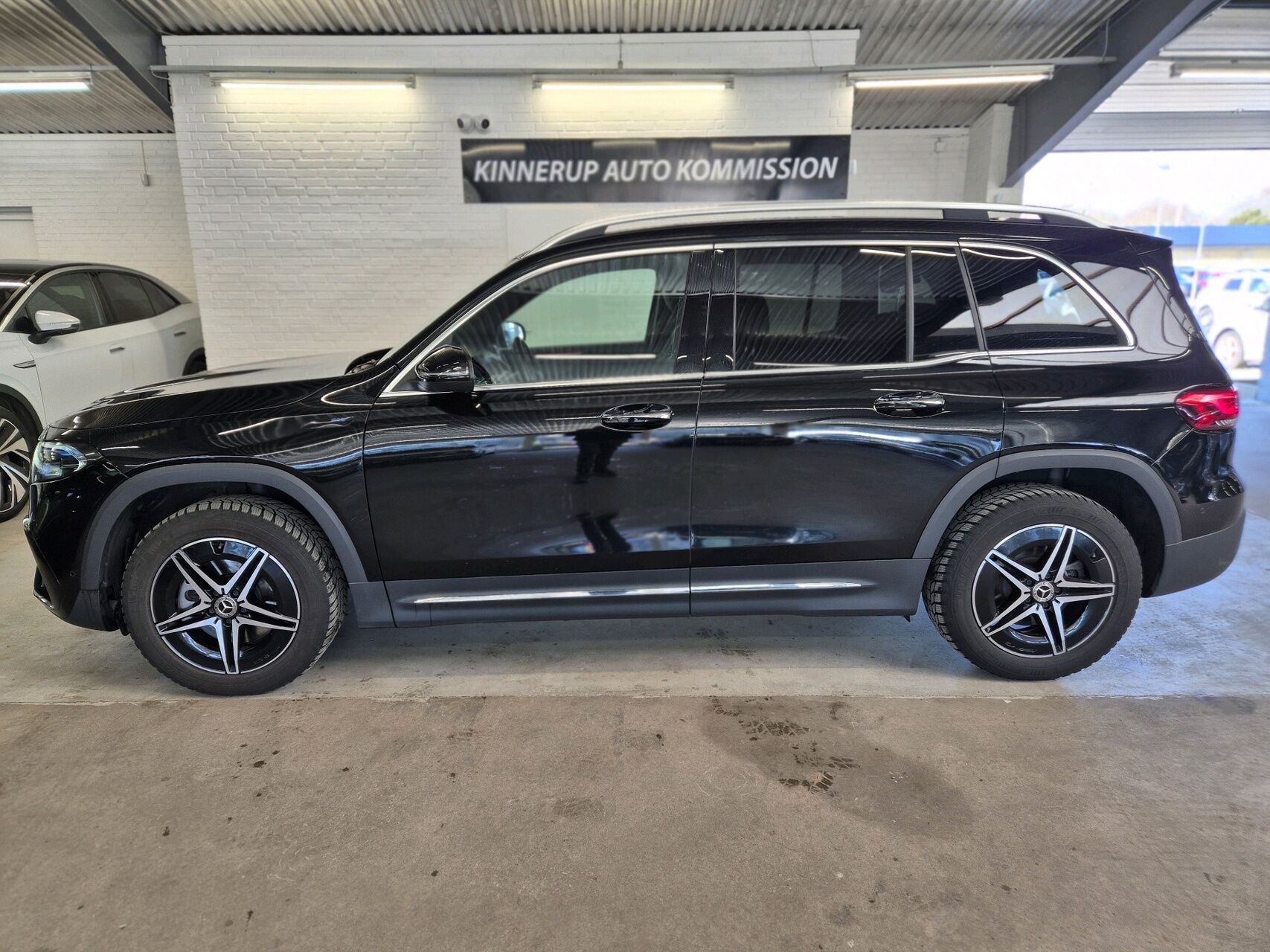 Billede af Mercedes-Benz EQB 250 EL AMG Line 7 sæder 190HK 5d Aut.