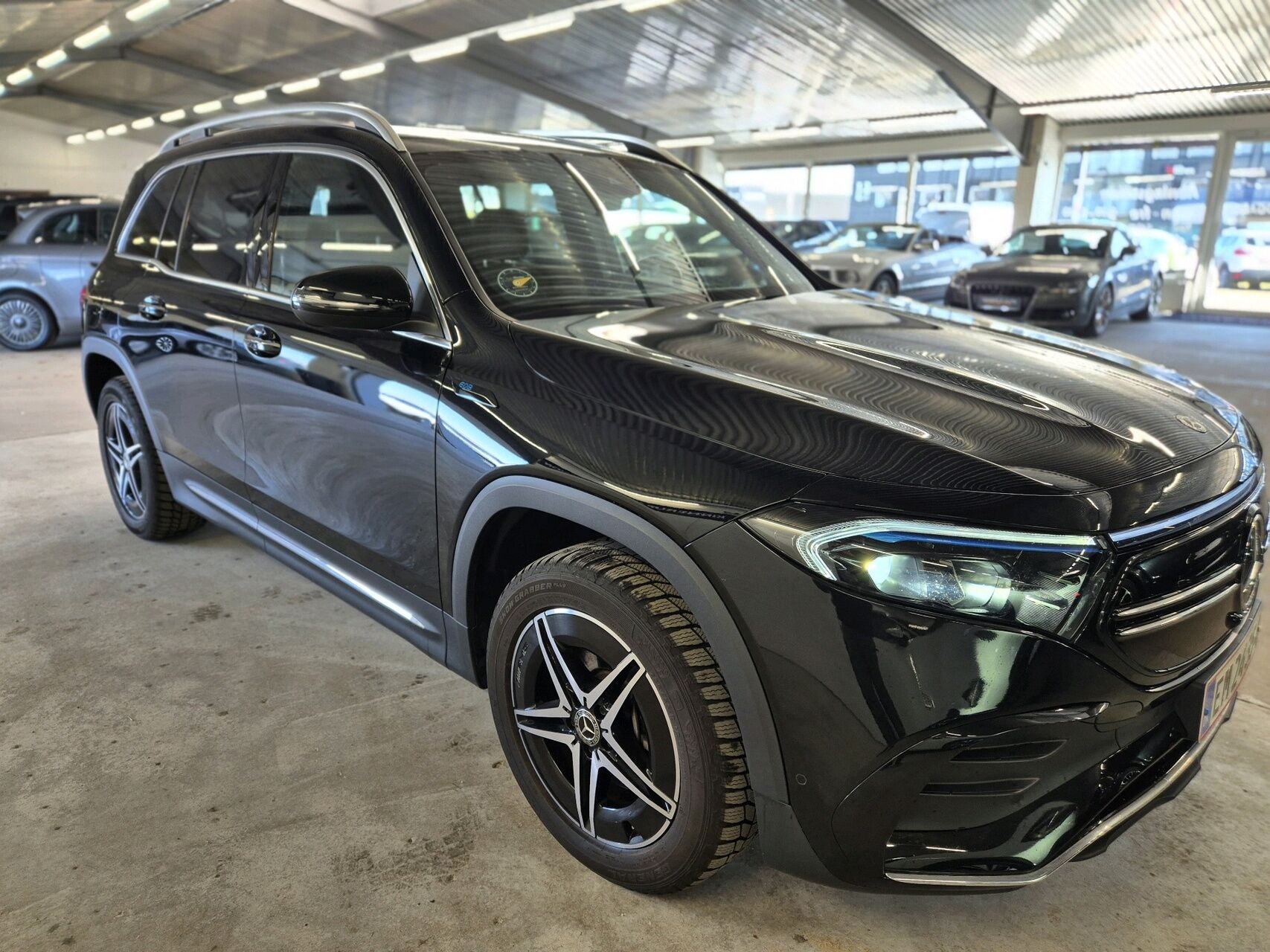 Billede af Mercedes-Benz EQB 250 EL AMG Line 7 sæder 190HK 5d Aut.