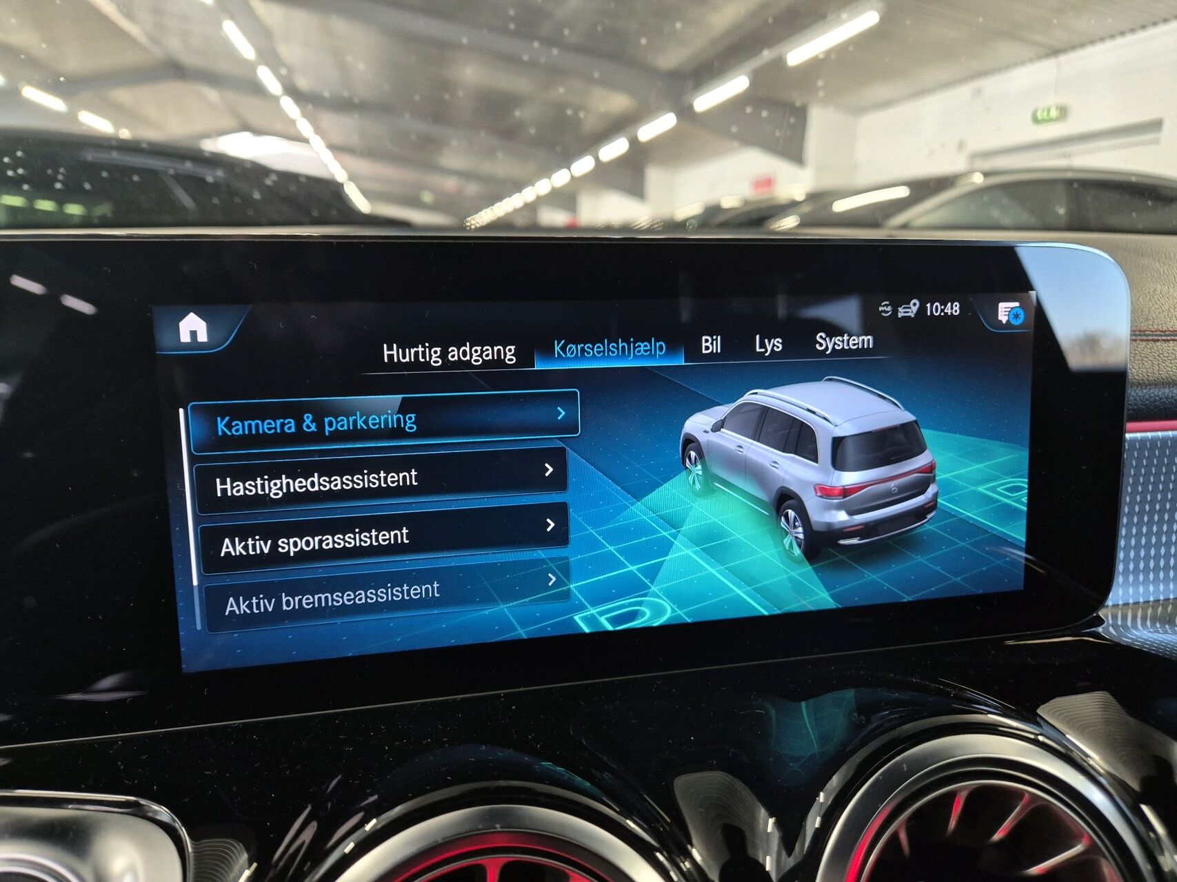 Billede af Mercedes-Benz EQB 250 EL AMG Line 7 sæder 190HK 5d Aut.