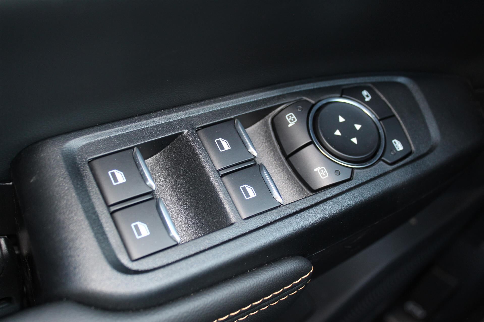 Billede af Ford Ranger Double Cab 2,0 EcoBlue Wildtrak e-4WD 205HK Pick-Up 10g Aut.