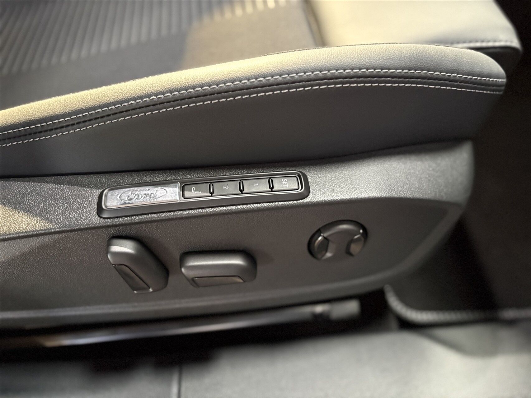 Billede af Ford Capri EL UR Premium 286HK 5d Aut.