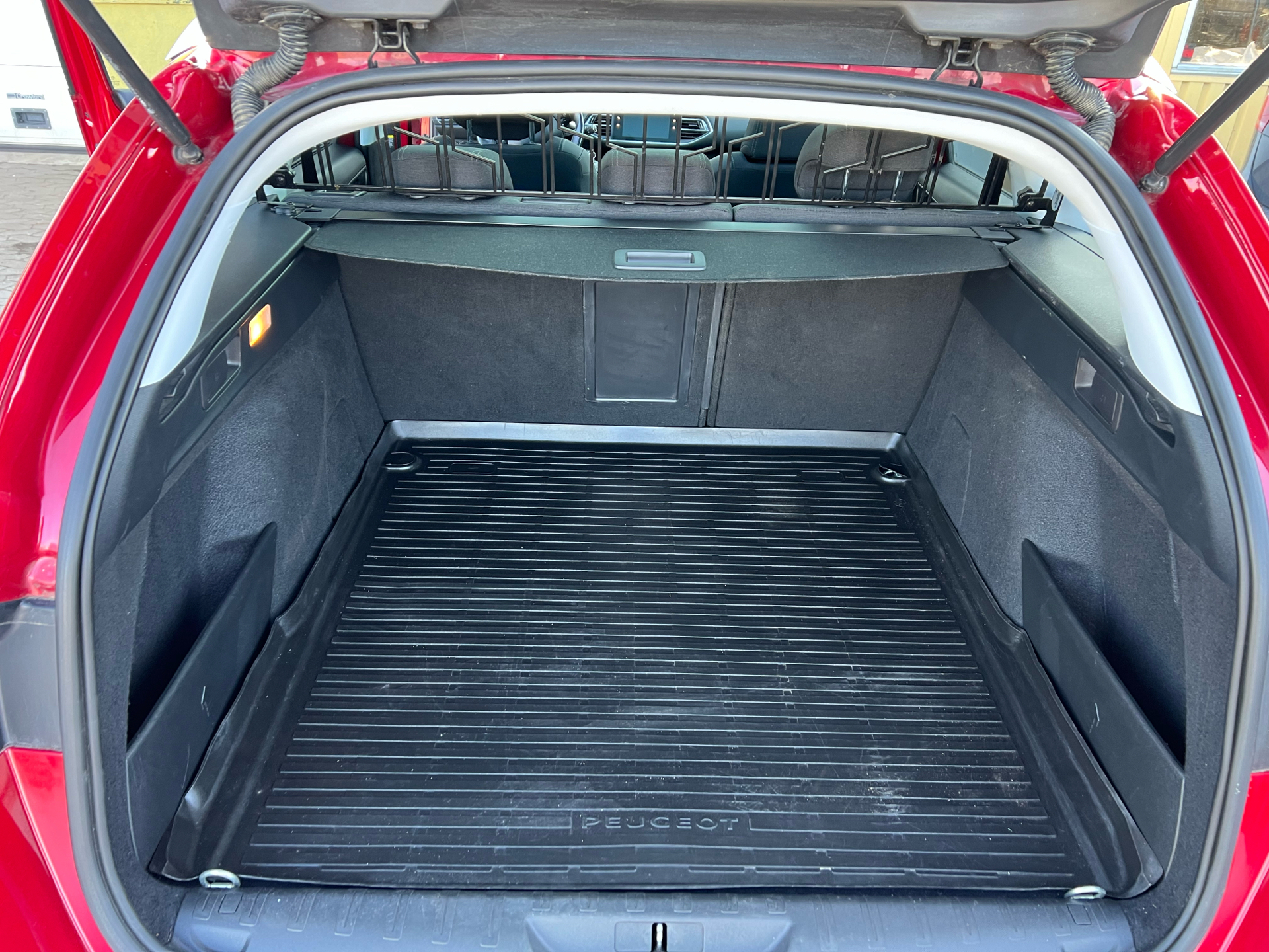 Billede af Peugeot 308 SW 1,6 BlueHDi Selection Sky 120HK Stc 6g