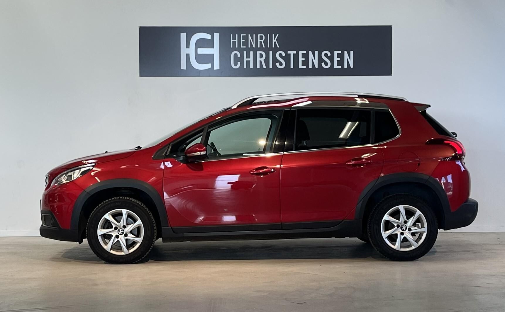 Billede af Peugeot 2008 1,2 e-THP Allure Sky 110HK 5d