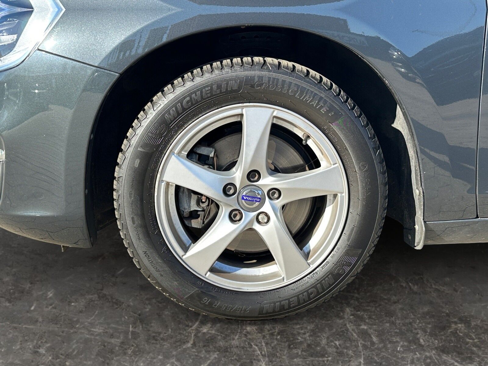 Billede af Volvo V60 1,5 T3 Momentum 152HK Stc 6g Aut.