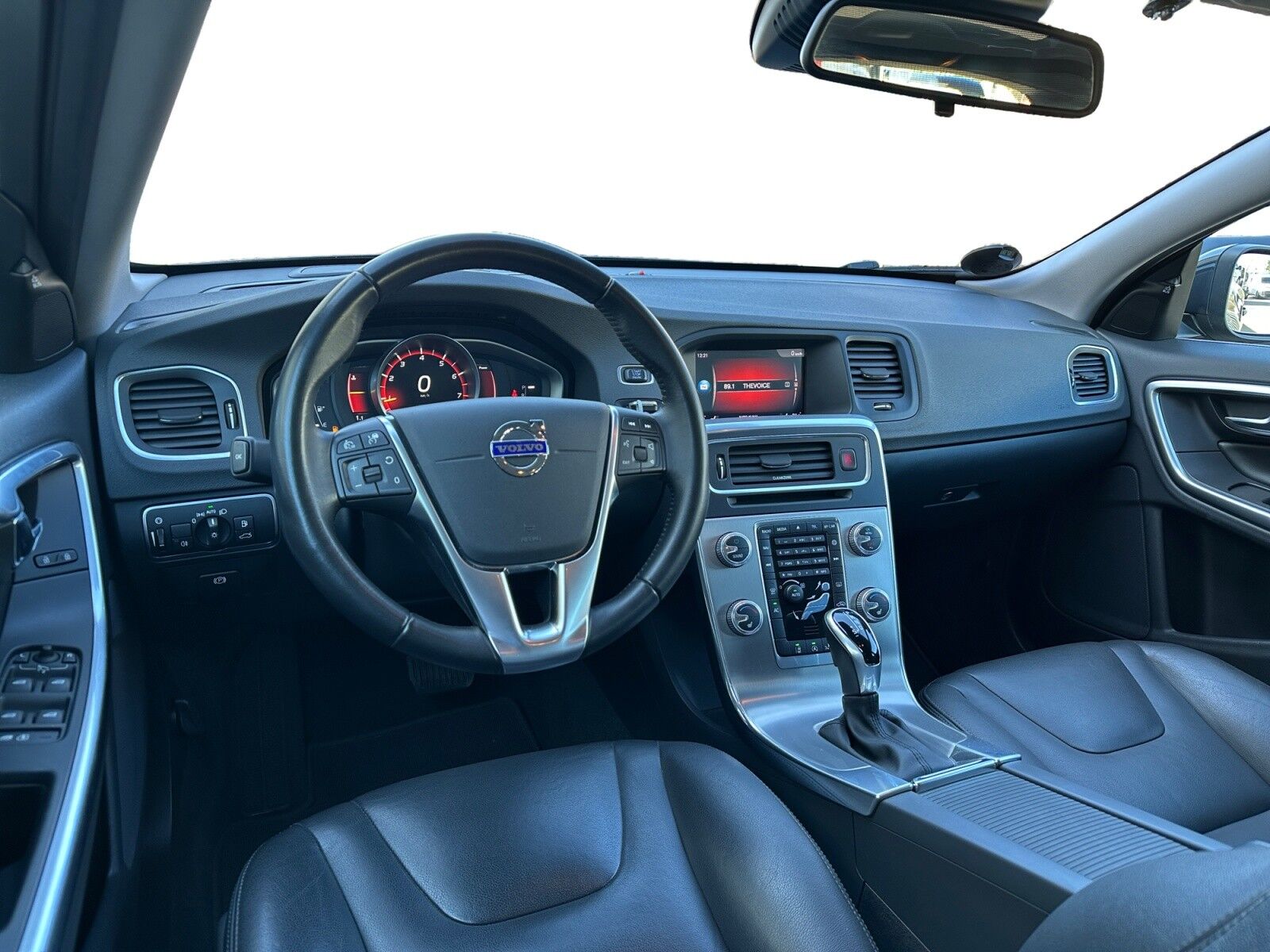 Billede af Volvo V60 1,5 T3 Momentum 152HK Stc 6g Aut.