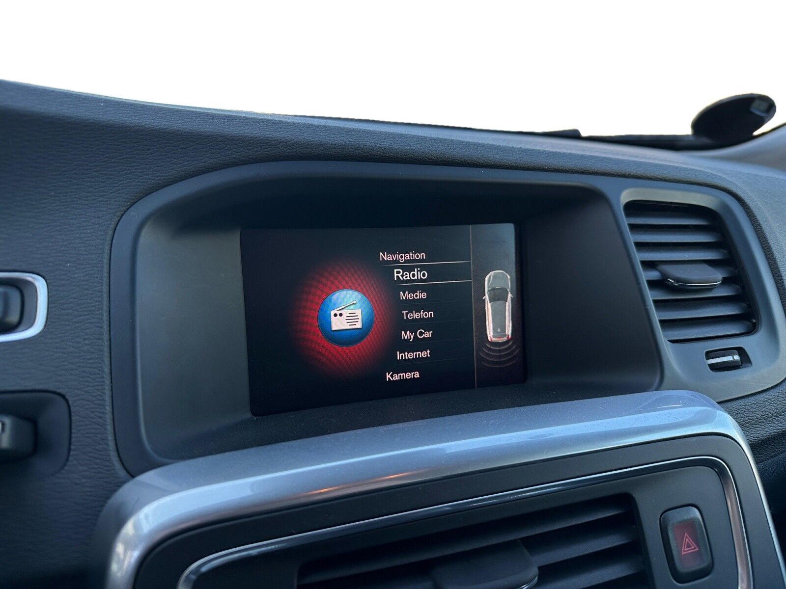 Billede af Volvo V60 1,5 T3 Momentum 152HK Stc 6g Aut.