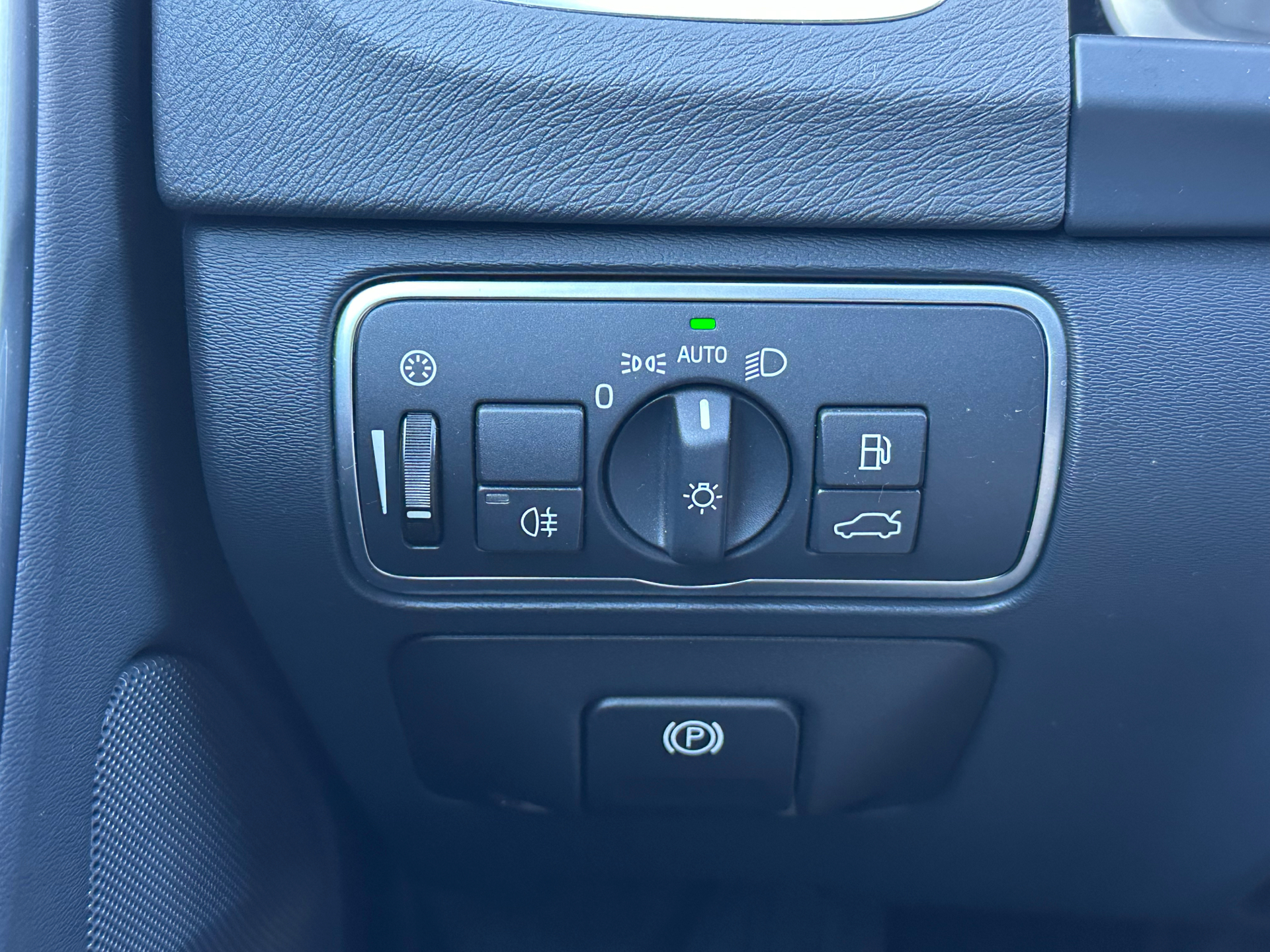 Billede af Volvo V60 1,5 T3 Momentum 152HK Stc 6g Aut.