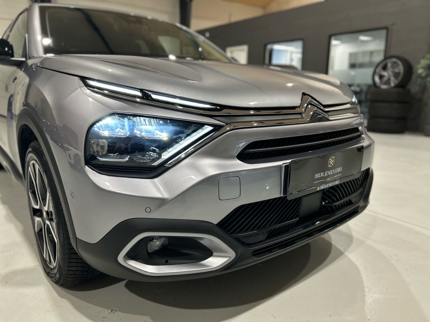 Billede af Citroën e-C4 EL Max 136HK 5d Aut.