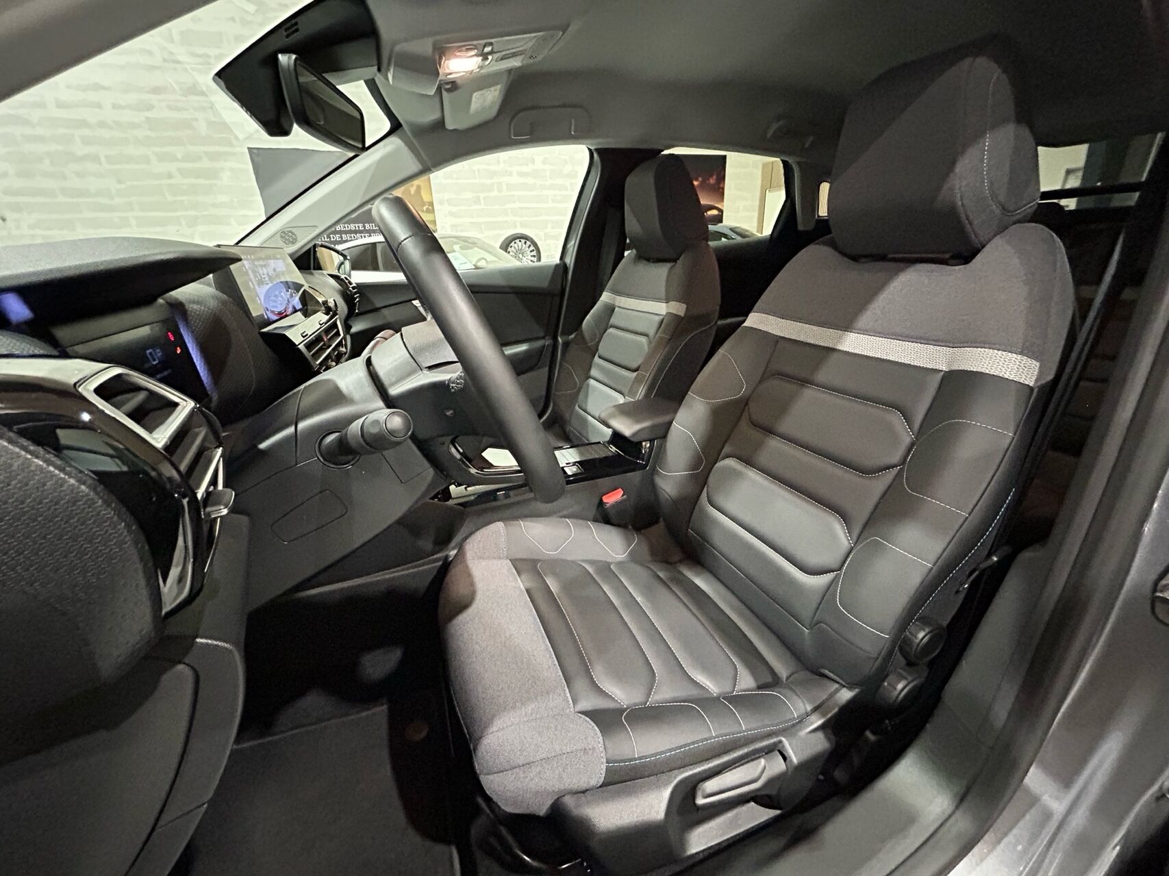 Billede af Citroën e-C4 EL Max 136HK 5d Aut.