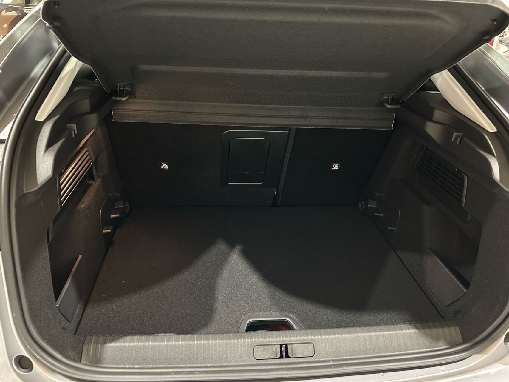 Billede af Citroën e-C4 EL Max 136HK 5d Aut.