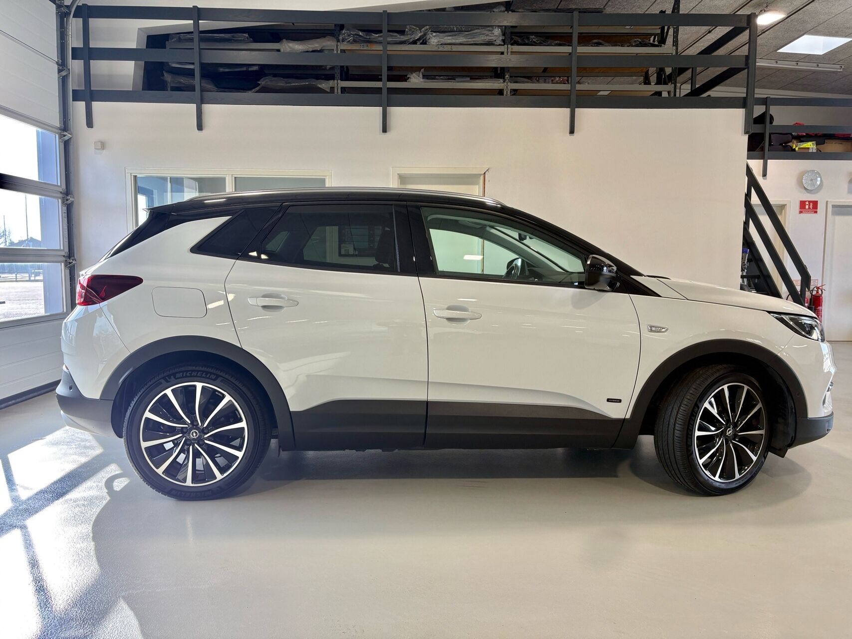 Billede af Opel Grandland X 1,6 PHEV  Plugin-hybrid Ultimate 225HK 5d 8g Aut.