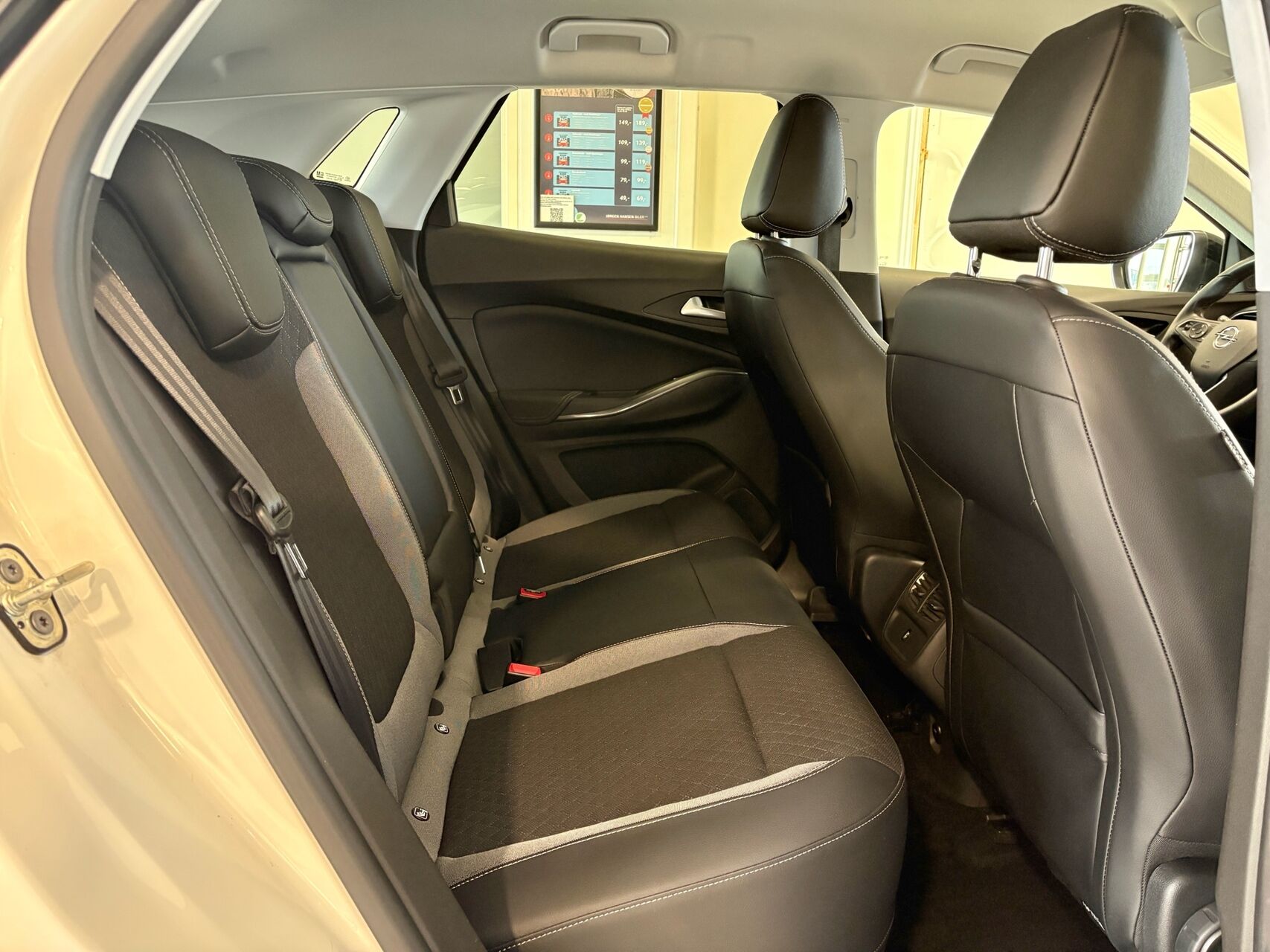 Billede af Opel Grandland X 1,6 PHEV  Plugin-hybrid Ultimate 225HK 5d 8g Aut.