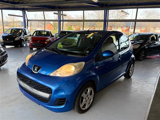 Peugeot 107 1,0 Active 68HK 5d