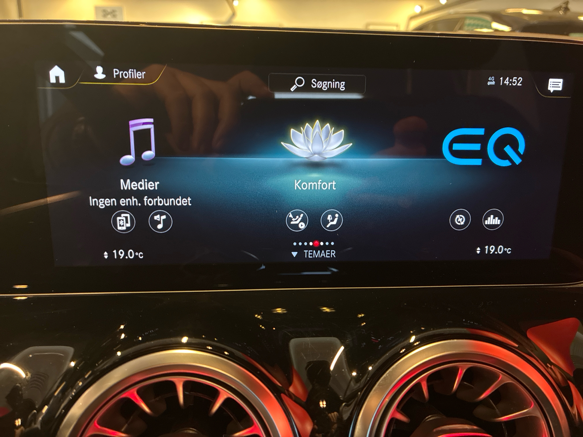 Billede af Mercedes-Benz EQA 250+ EL AMG Line 190HK 5d Aut.