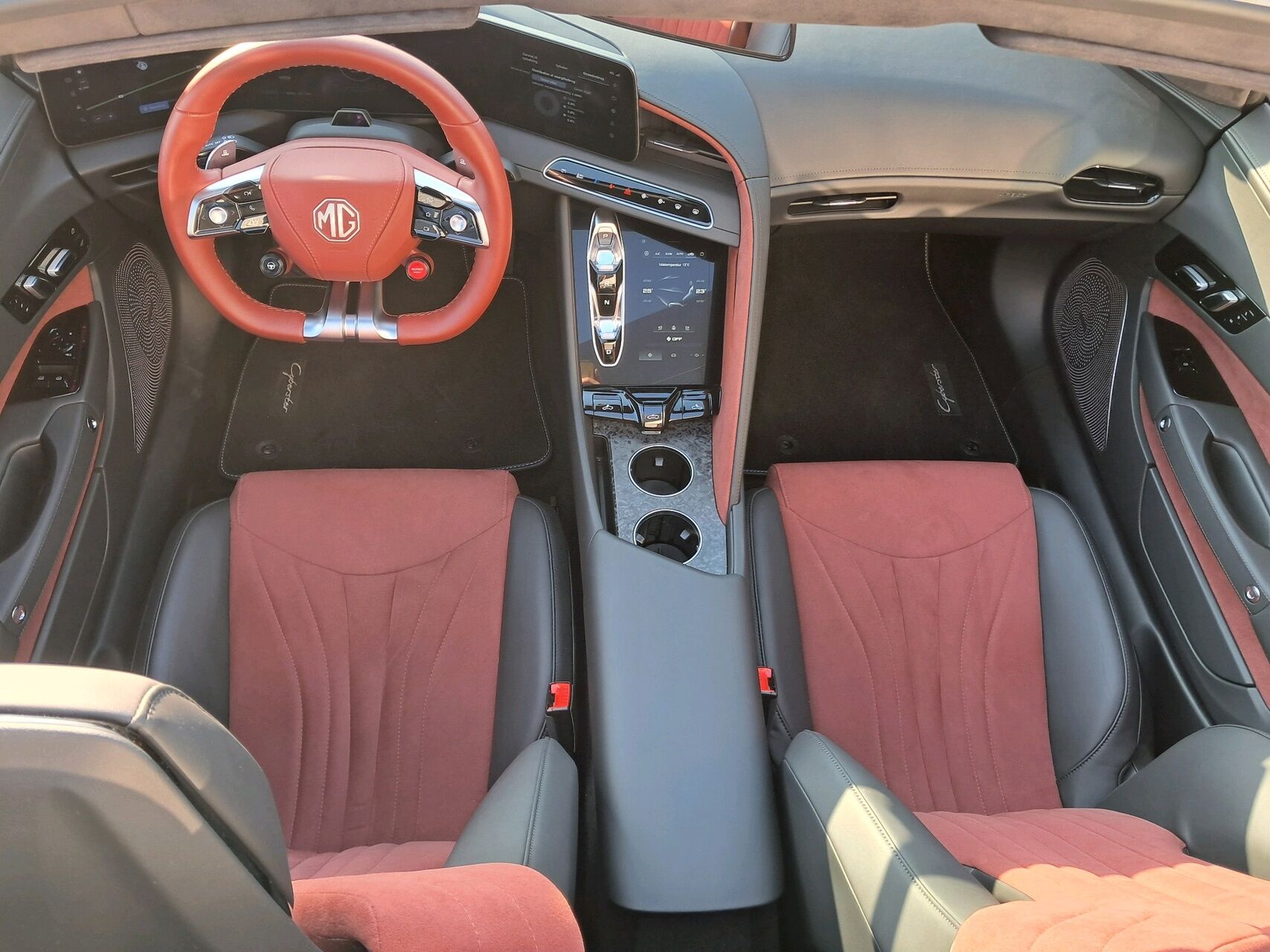 Billede af MG Cyberster EL Performance GT 4x4 510HK Cabr. Aut.