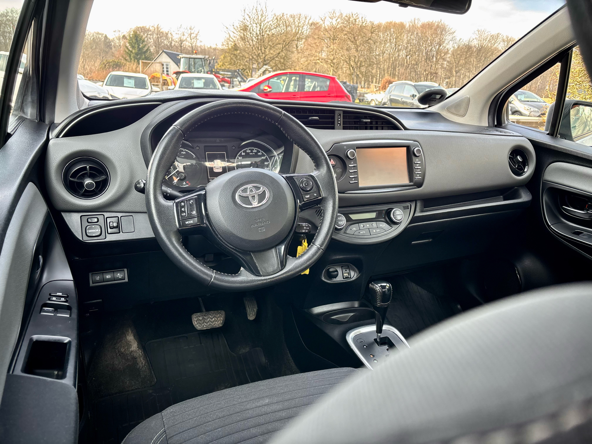 Billede af Toyota Yaris 1,5 Hybrid H2 E-CVT 100HK 5d Trinl. Gear