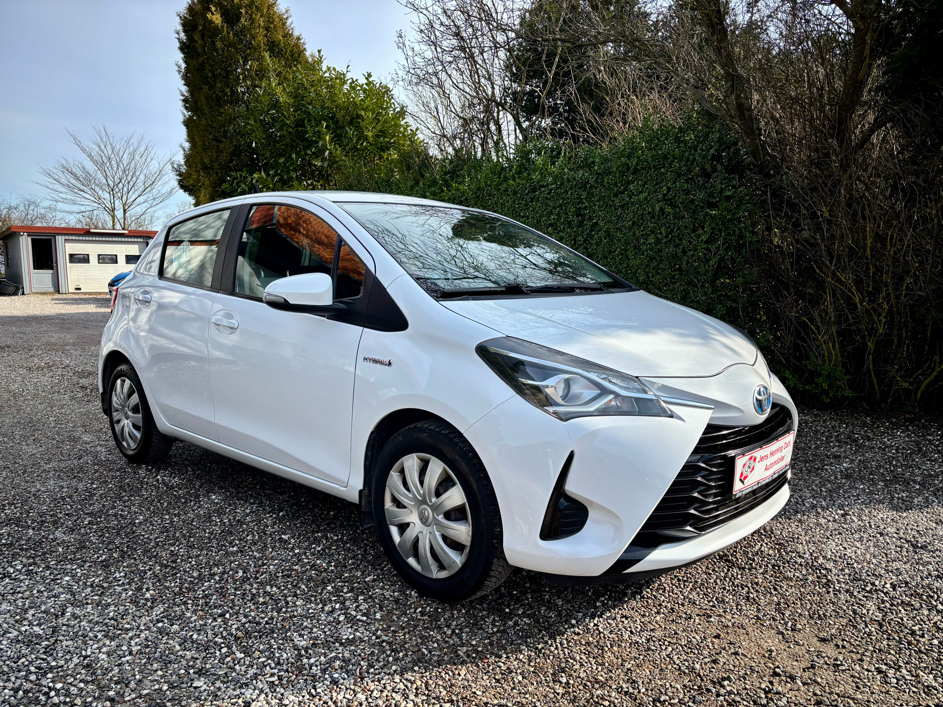 Billede af Toyota Yaris 1,5 Hybrid H2 E-CVT 100HK 5d Trinl. Gear