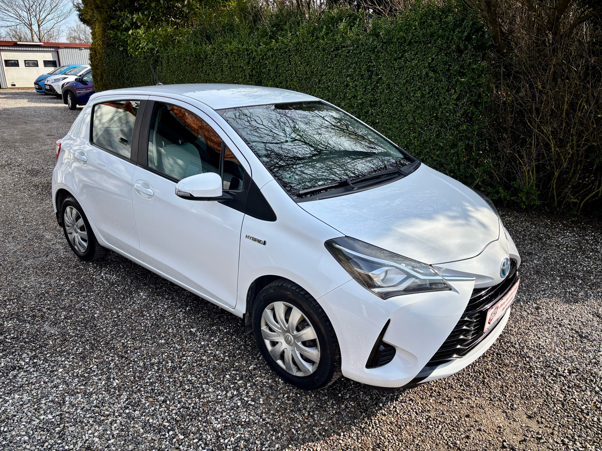 Billede af Toyota Yaris 1,5 Hybrid H2 E-CVT 100HK 5d Trinl. Gear