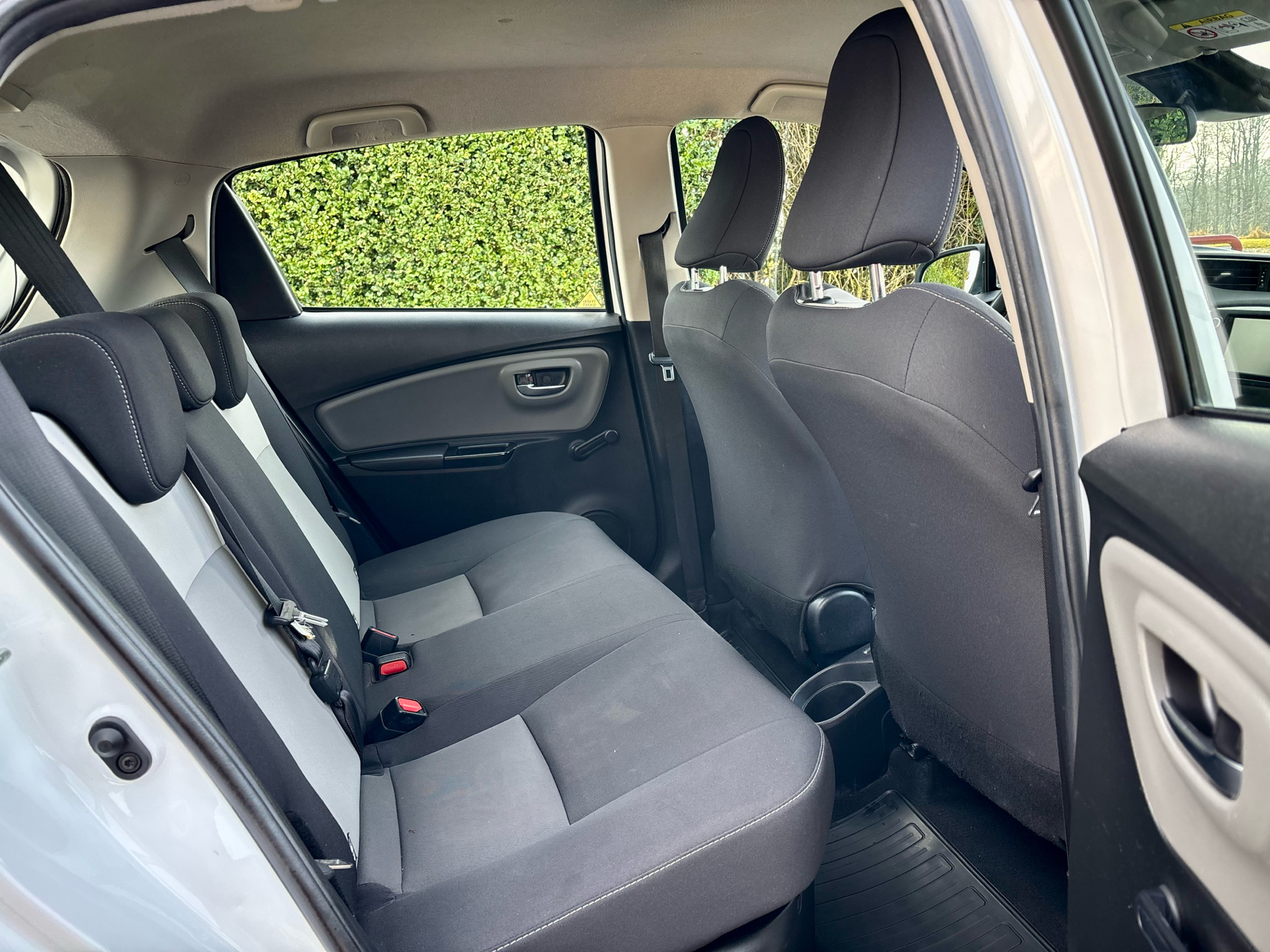 Billede af Toyota Yaris 1,5 Hybrid H2 E-CVT 100HK 5d Trinl. Gear