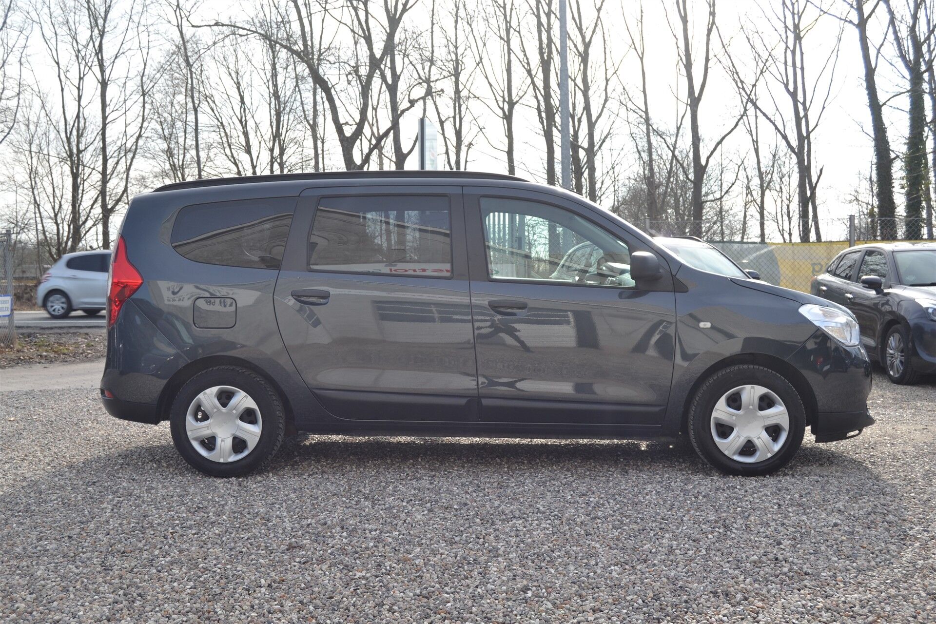 Billede af Dacia Lodgy 7 Sæder 1,6 16V Ambiance Start/Stop 102HK
