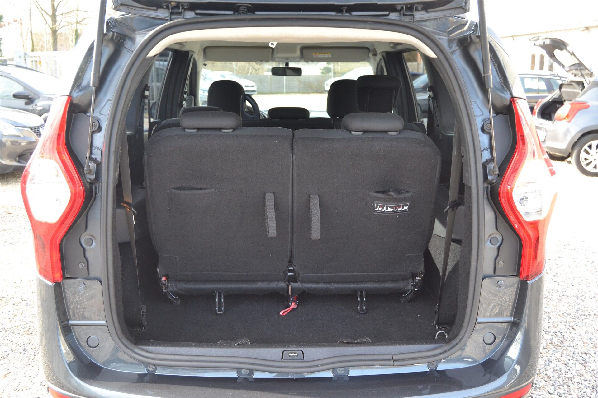 Billede af Dacia Lodgy 7 Sæder 1,6 16V Ambiance Start/Stop 102HK