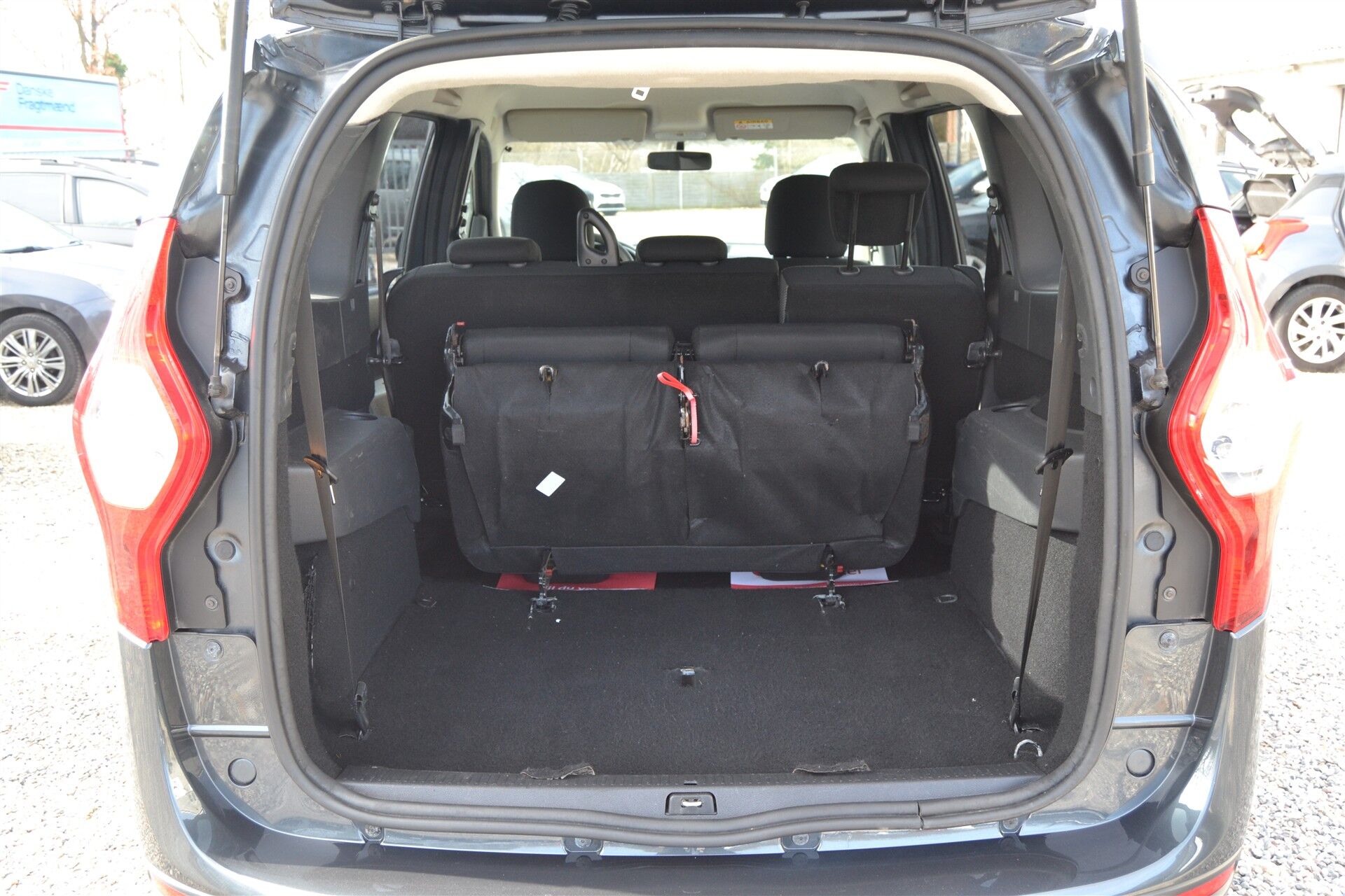 Billede af Dacia Lodgy 7 Sæder 1,6 16V Ambiance Start/Stop 102HK