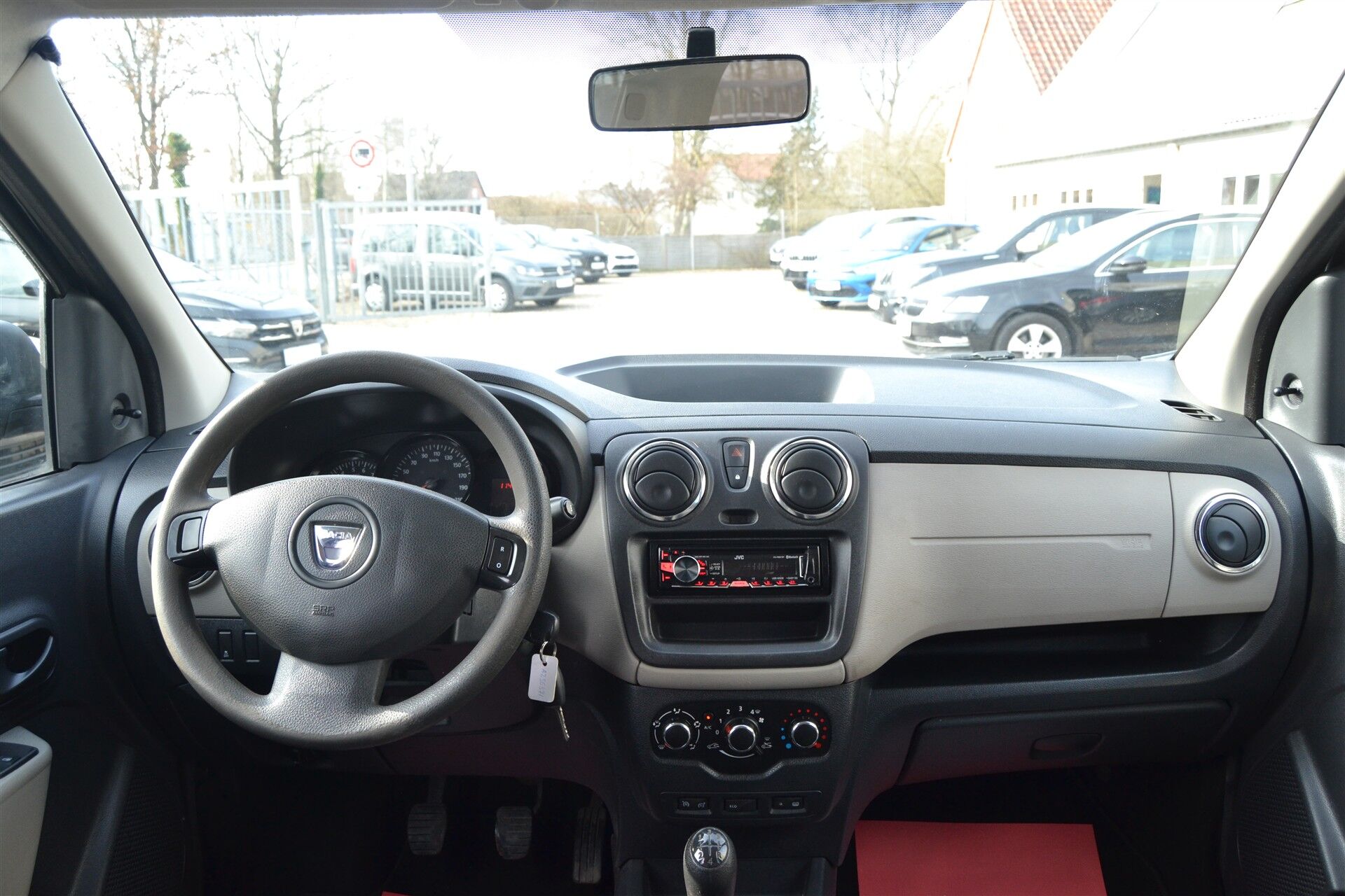 Billede af Dacia Lodgy 7 Sæder 1,6 16V Ambiance Start/Stop 102HK