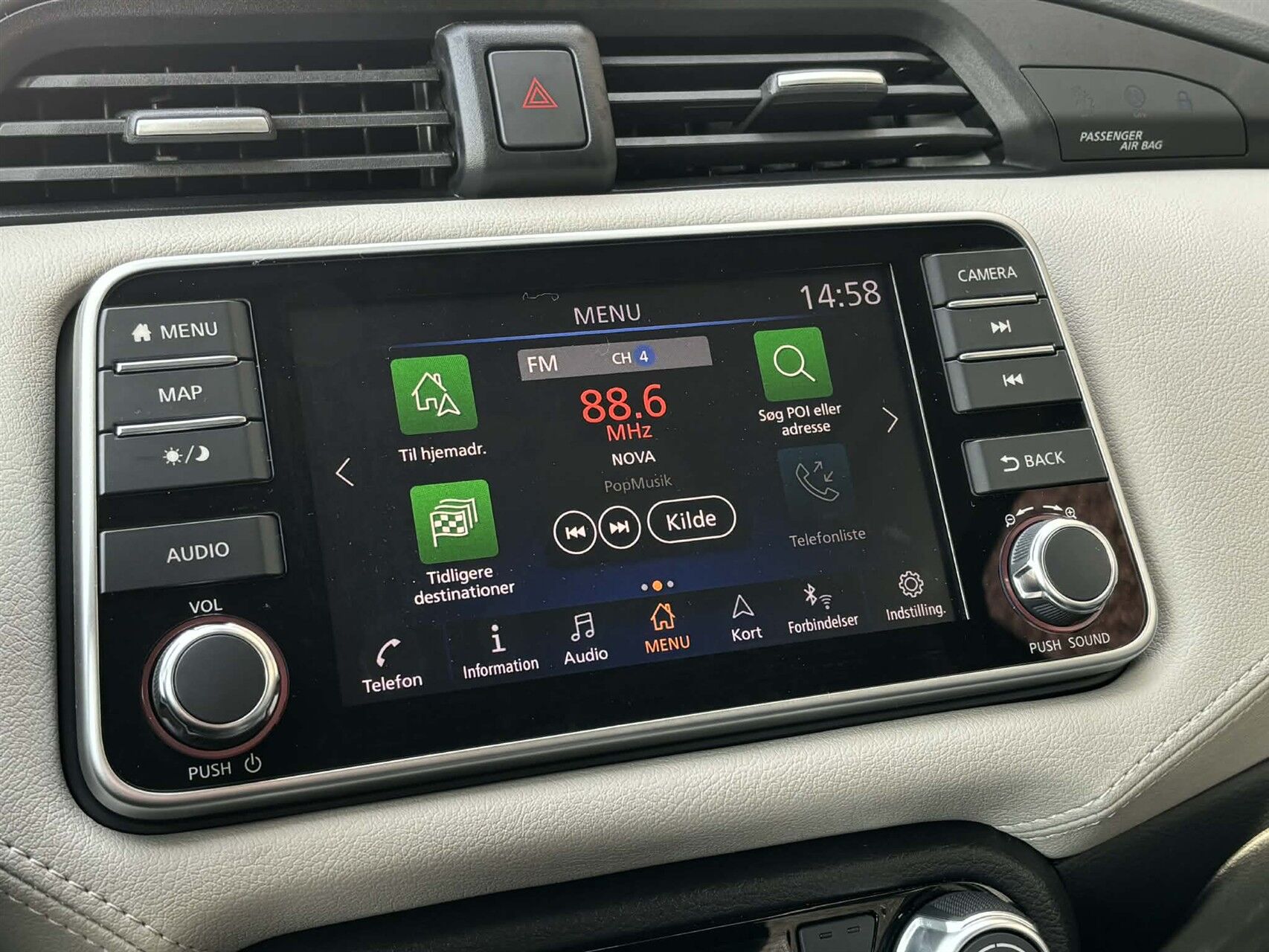 Billede af Nissan Micra 1,0 Tekna Navi X-Tronic 92HK 5d Trinl. Gear