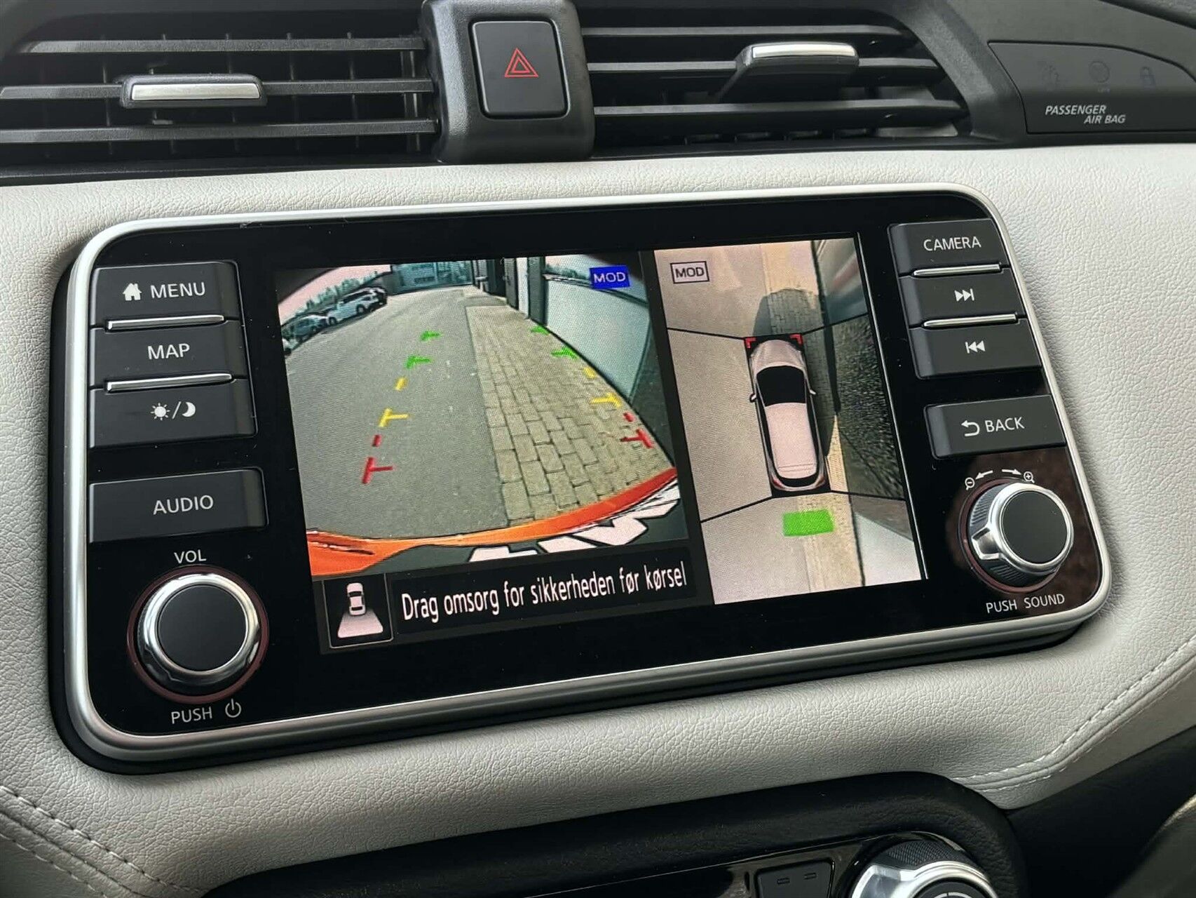 Billede af Nissan Micra 1,0 Tekna Navi X-Tronic 92HK 5d Trinl. Gear