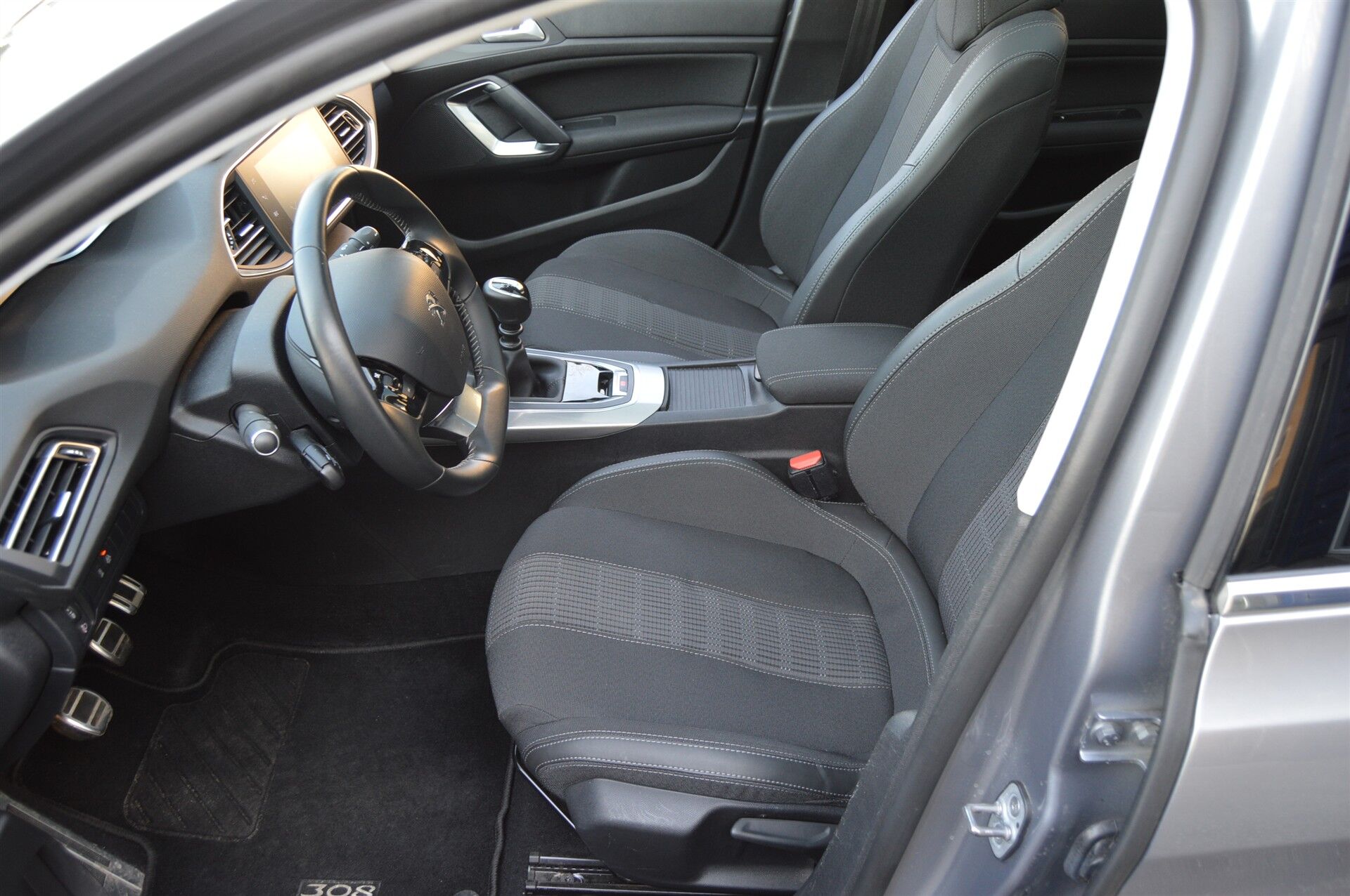 Billede af Peugeot 308 SW 1,5 BlueHDi Selection Sky 130HK Stc 6g