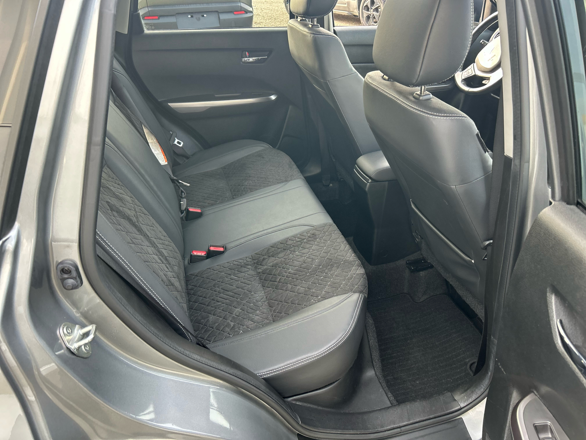 Billede af Suzuki Vitara 1,4 Boosterjet  Mild hybrid Adventure 129HK 5d 6g Aut.