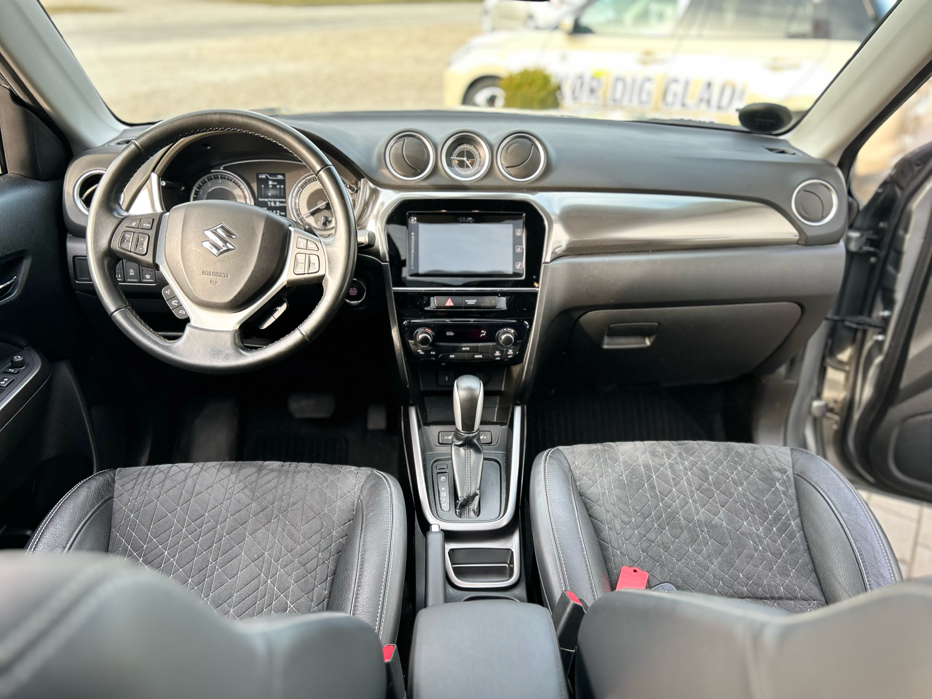 Billede af Suzuki Vitara 1,4 Boosterjet  Mild hybrid Adventure 129HK 5d 6g Aut.