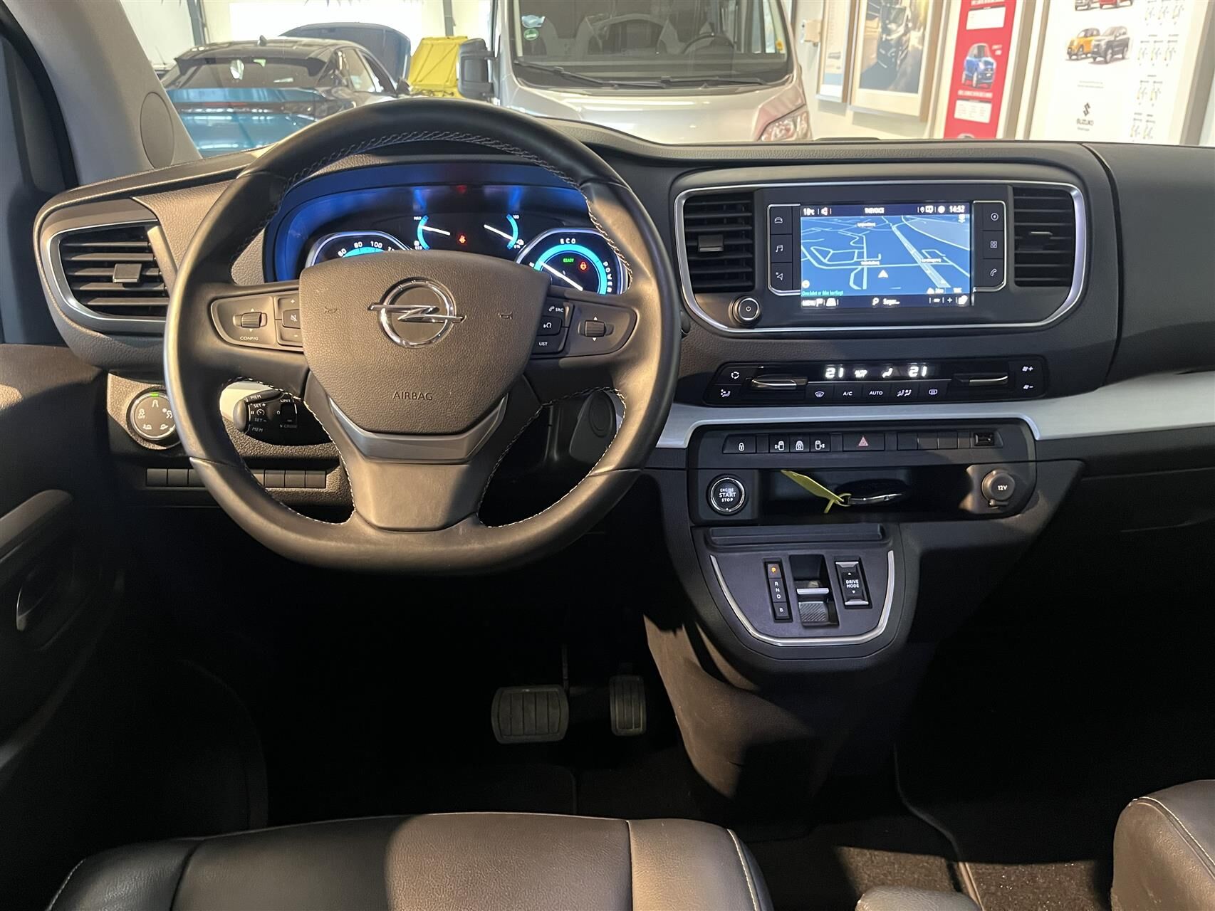 Billede af Opel Zafira-e Life L2 EL Ultimate 136HK Aut.