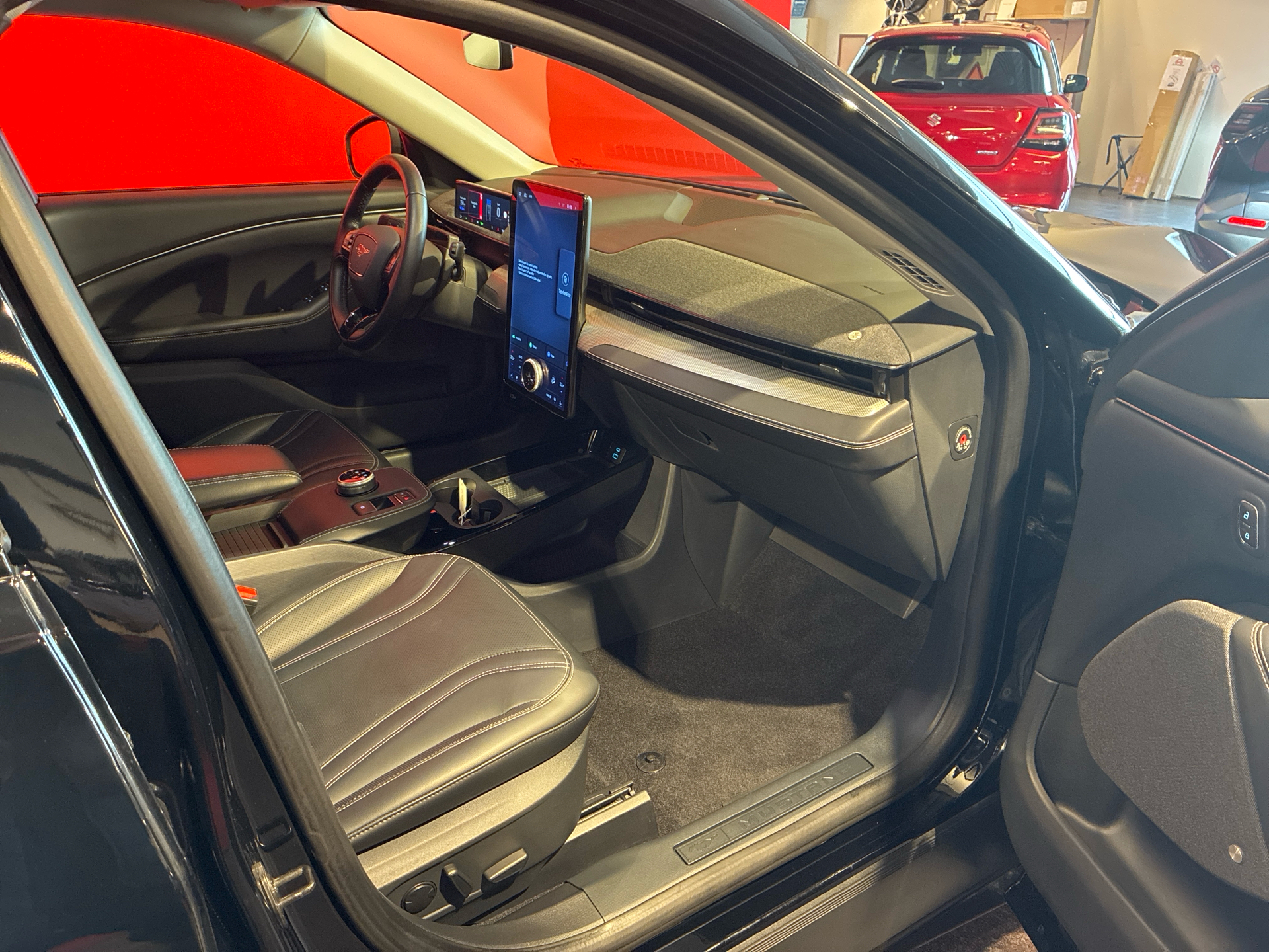 Billede af Ford Mustang Mach-E EL UR 294HK 5d Aut.