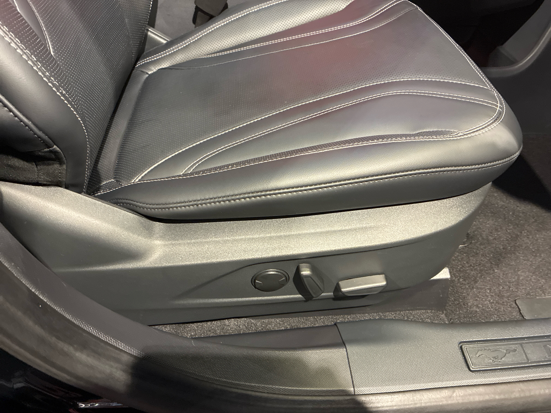 Billede af Ford Mustang Mach-E EL UR 294HK 5d Aut.