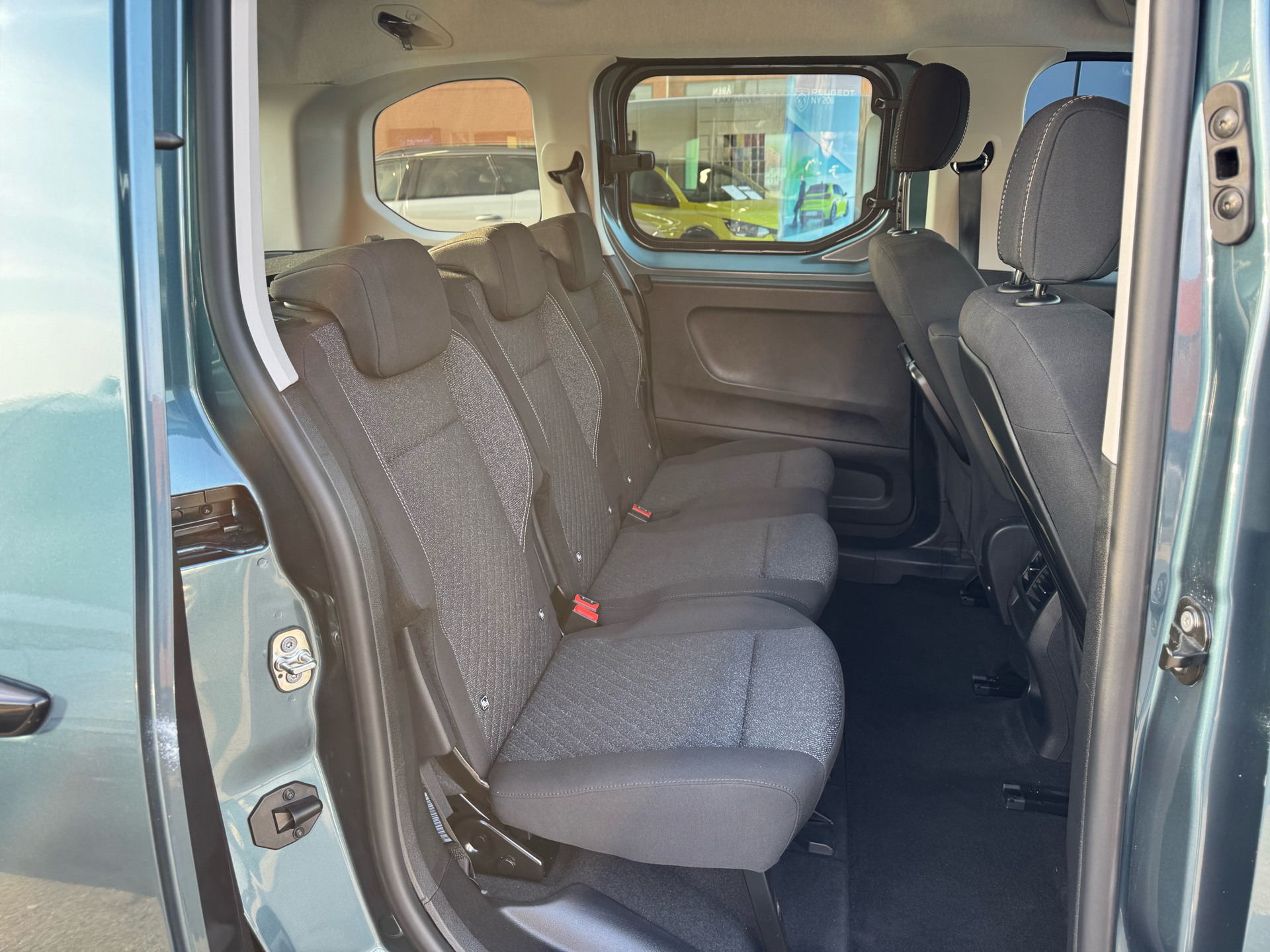 Billede af Peugeot e-Rifter L1 EL Allure 156HK Aut.