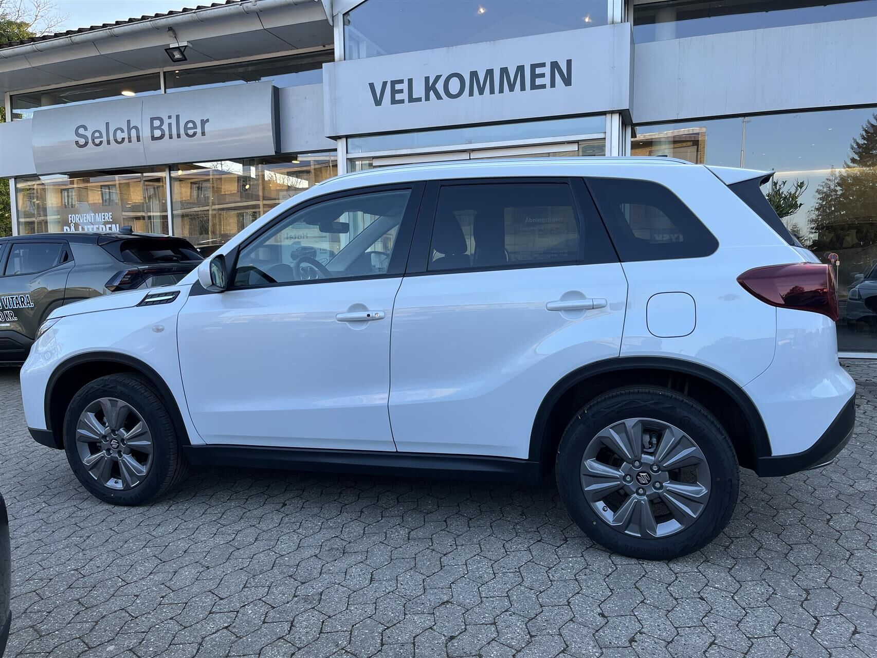 Billede af Suzuki Vitara 1,5 Hybrid Active AGS 102HK 5d 6g Aut.
