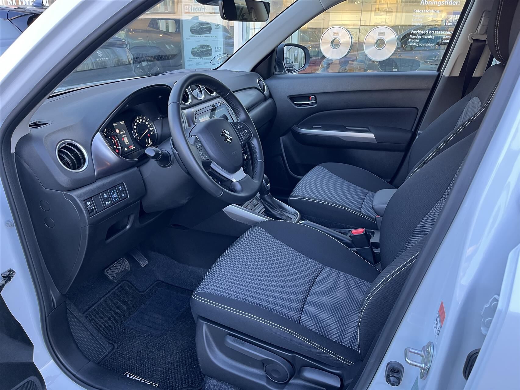 Billede af Suzuki Vitara 1,5 Hybrid Active AGS 102HK 5d 6g Aut.